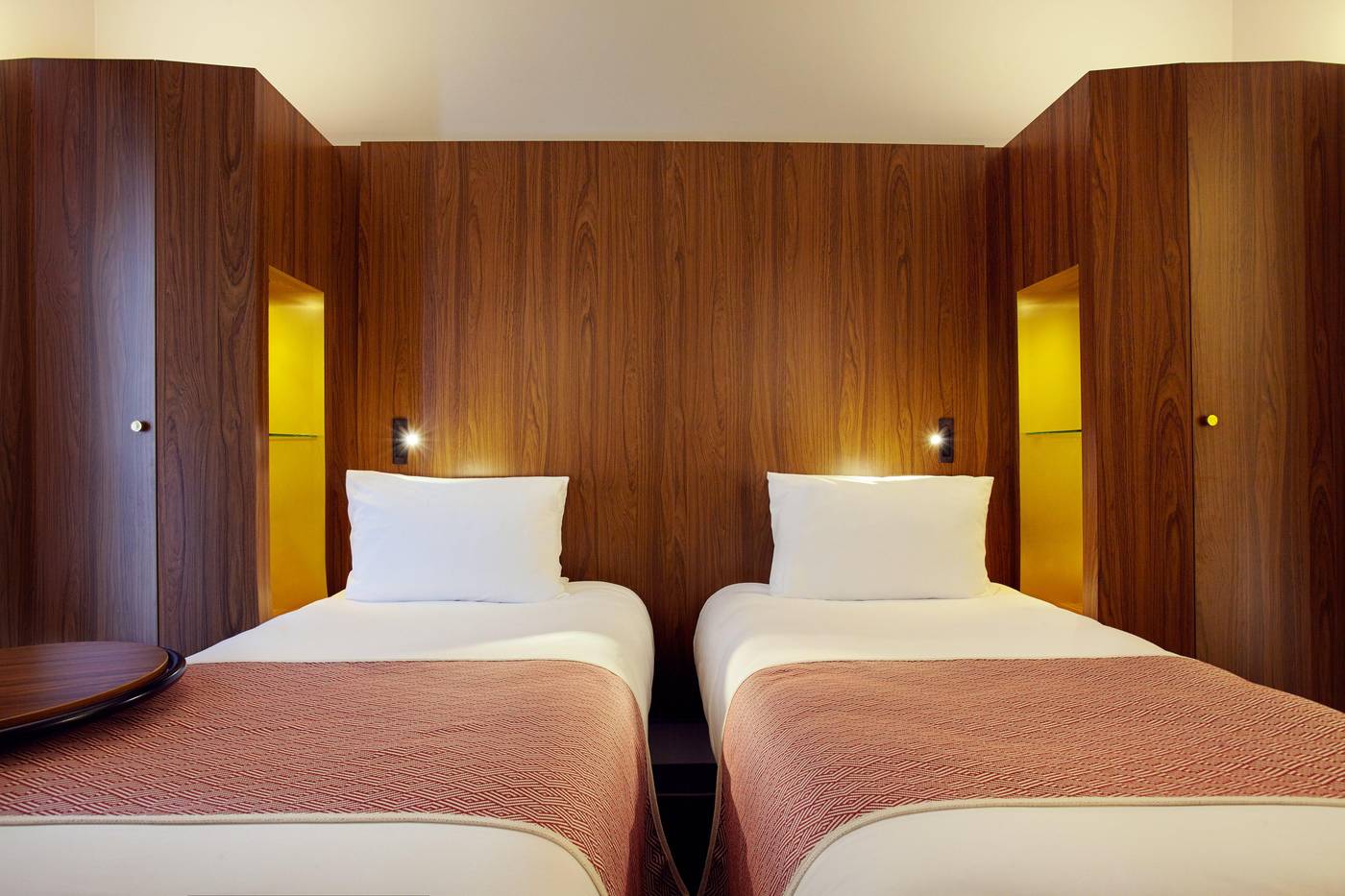 Holiday-Inn-Paris-Gare-de-Lyon-Bastille-Room-29