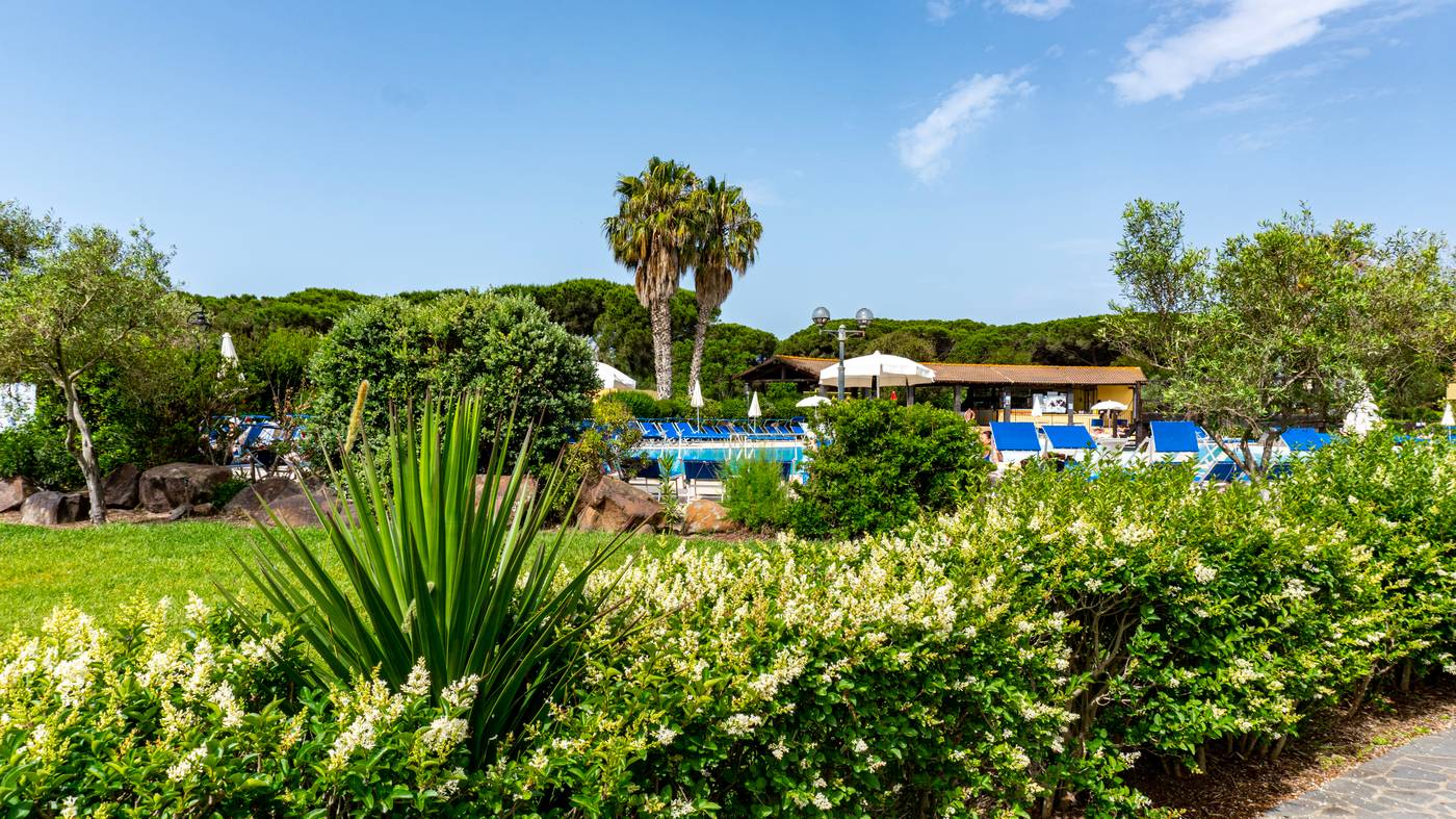 Horse-Country-Resort-Congress---Spa-Terrace-8