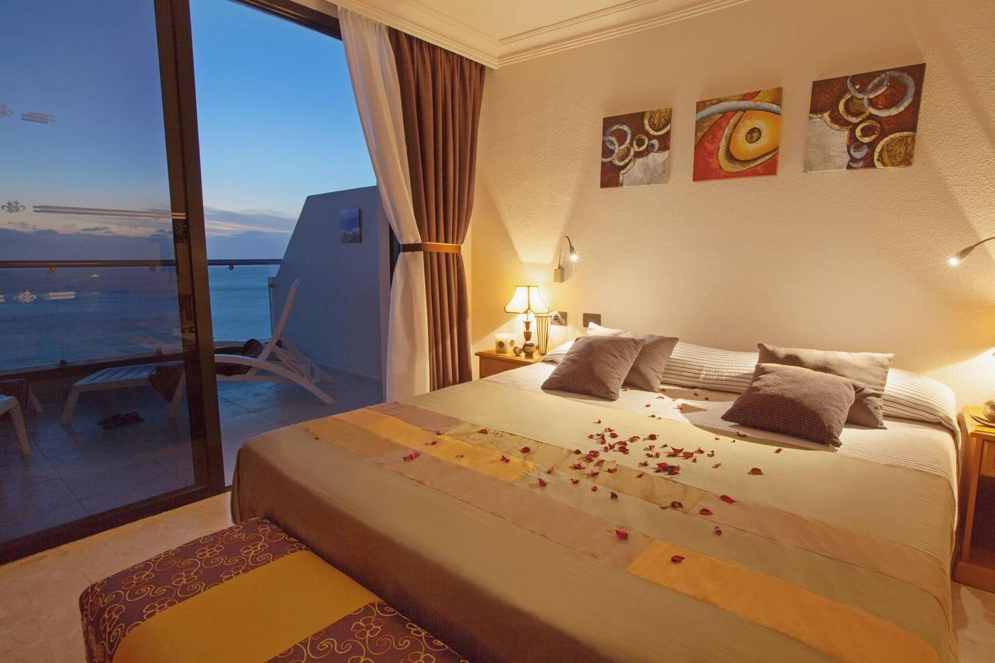 Royal-Sun-Resort-Room-21