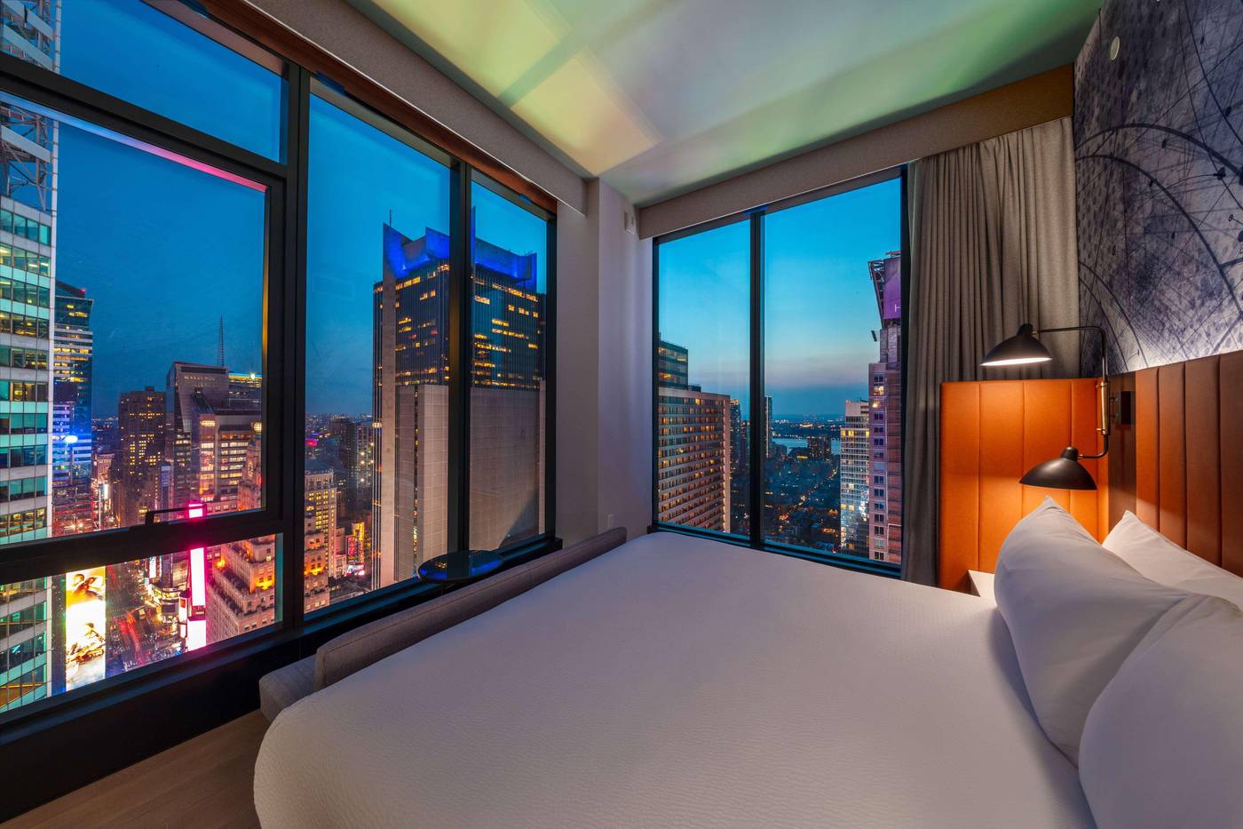 Tempo-by-Hilton-New-York-Times-Square-Room-52