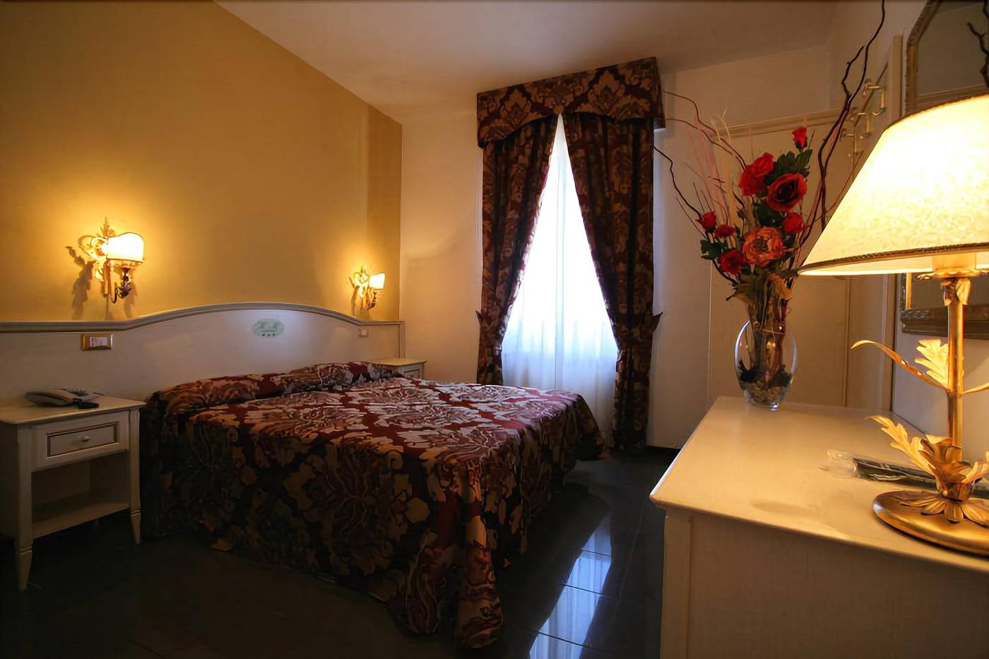 Hotel-La-Meridiana-Room-4