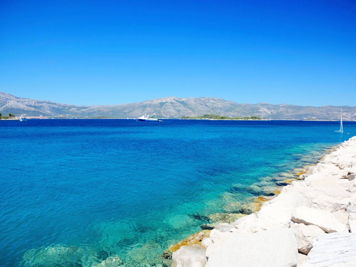 Lumbarda-Resort-Apartments-Beach-29