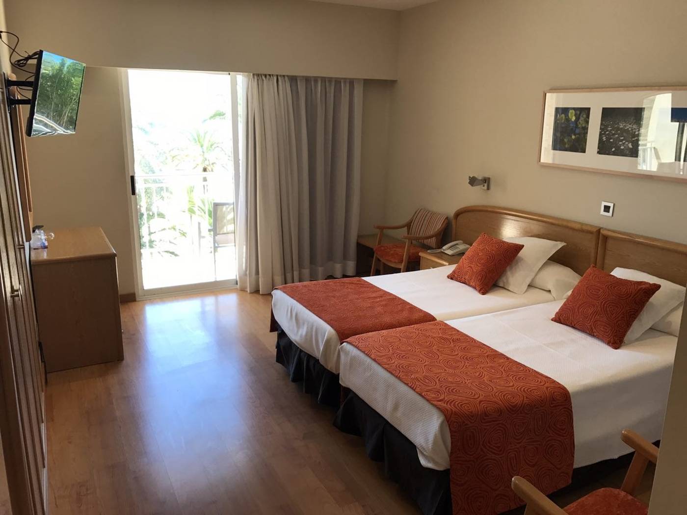 Hotel-Tanit-Room-1