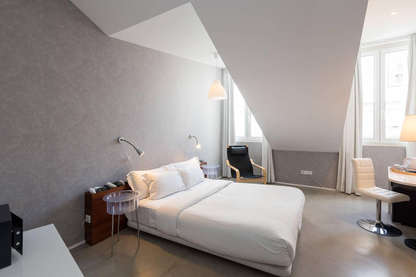 Alfama---Lisbon-Lounge-Suites-Room-50