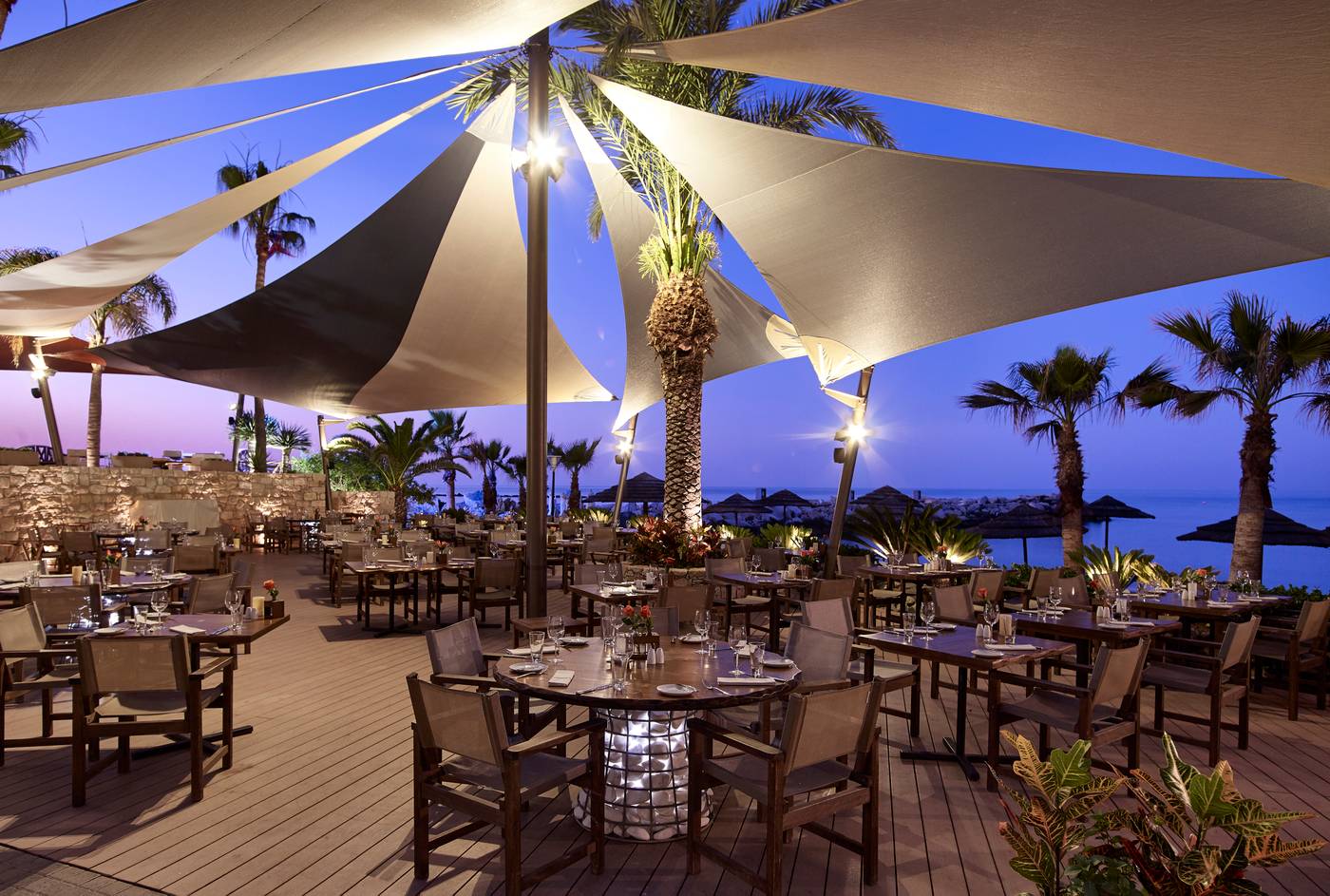 Amathus-Beach-Restaurant-29