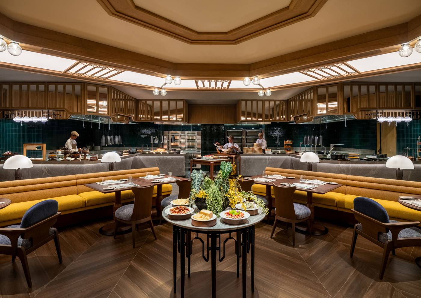 Dusit-Thani-Bangkok-Restaurant-52