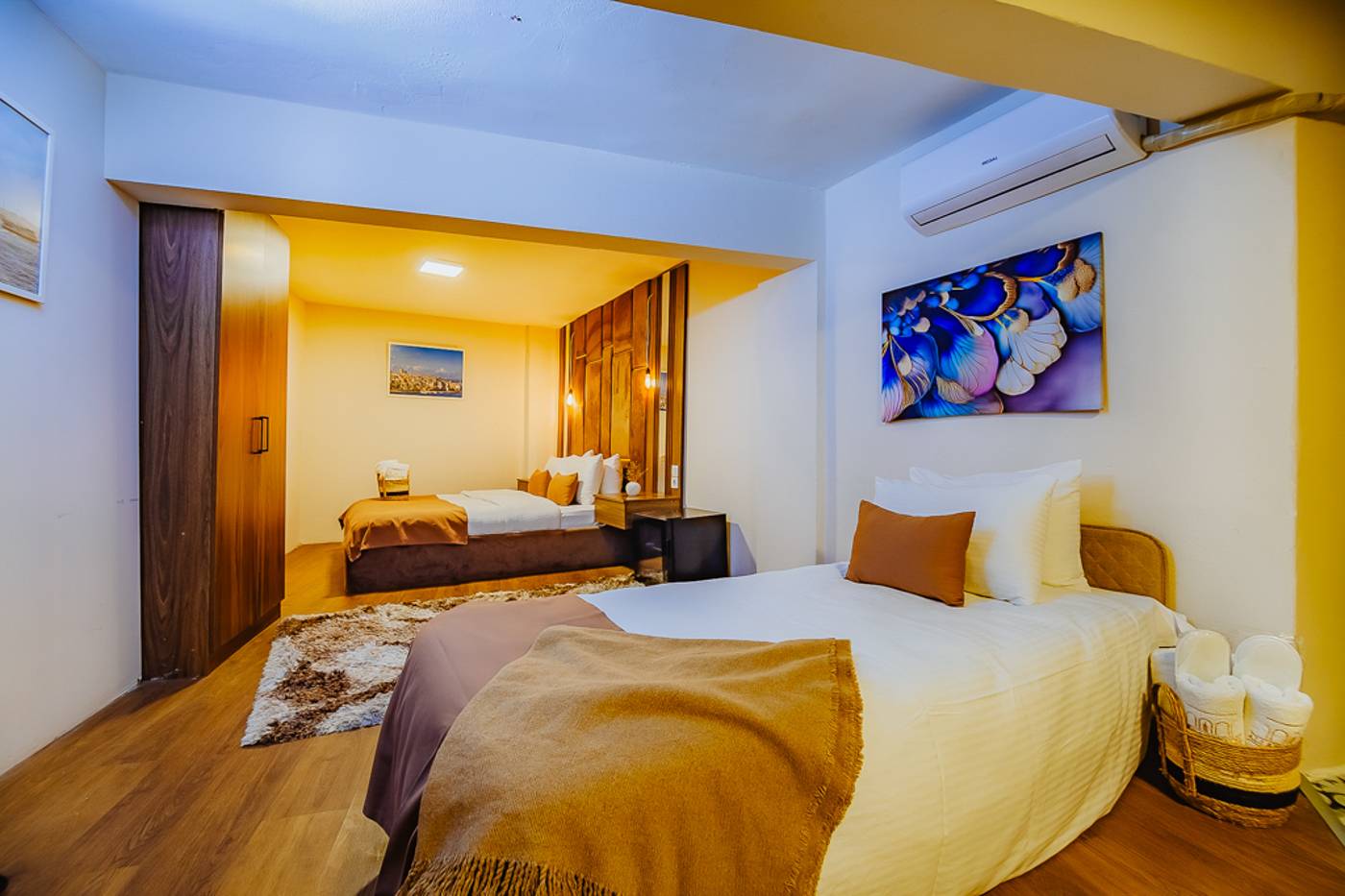 Ali-Khan-Hotel-Room-22