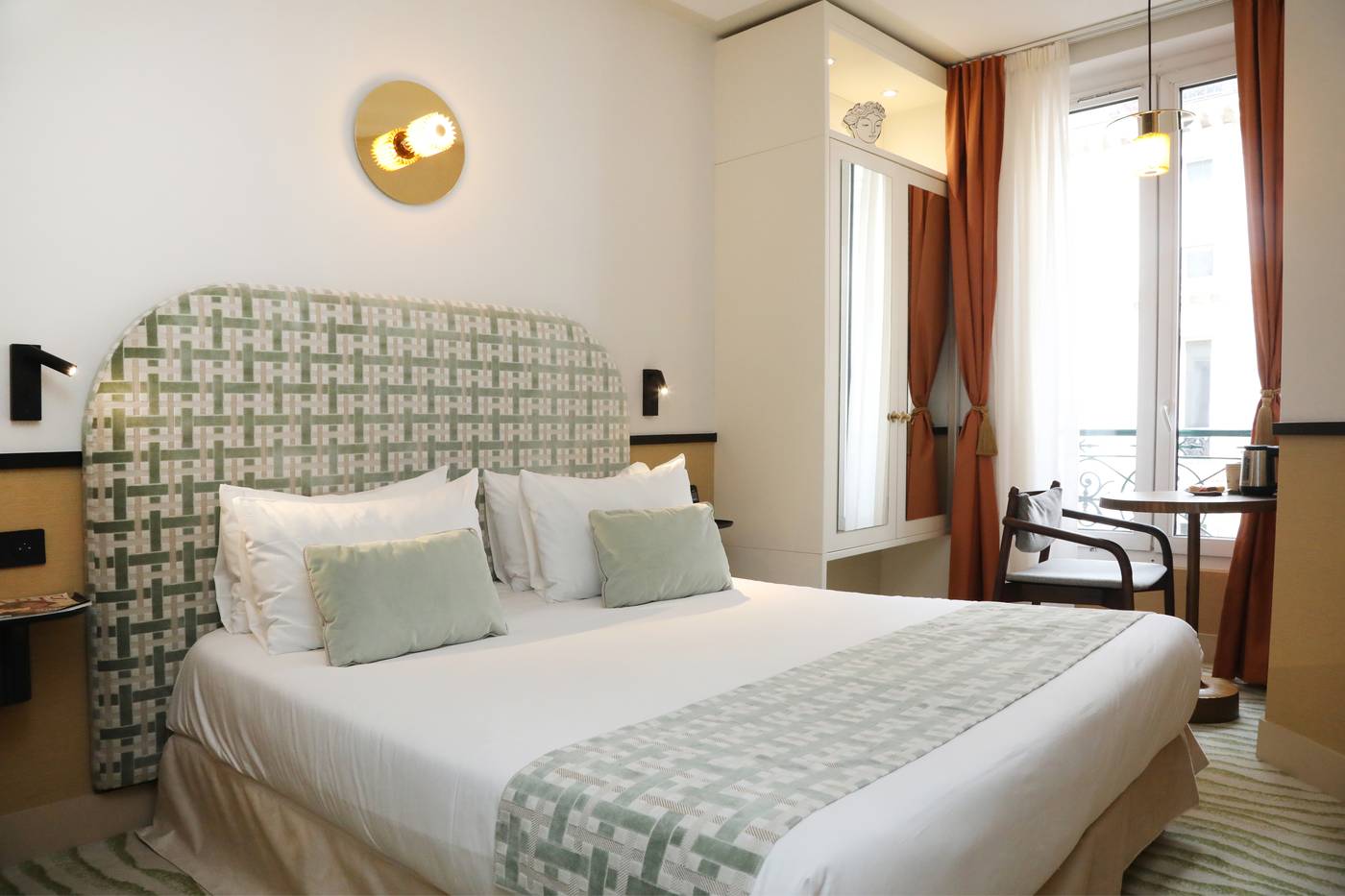 The-Five-Hotel-Paris-Quartier-Latin-Room-12