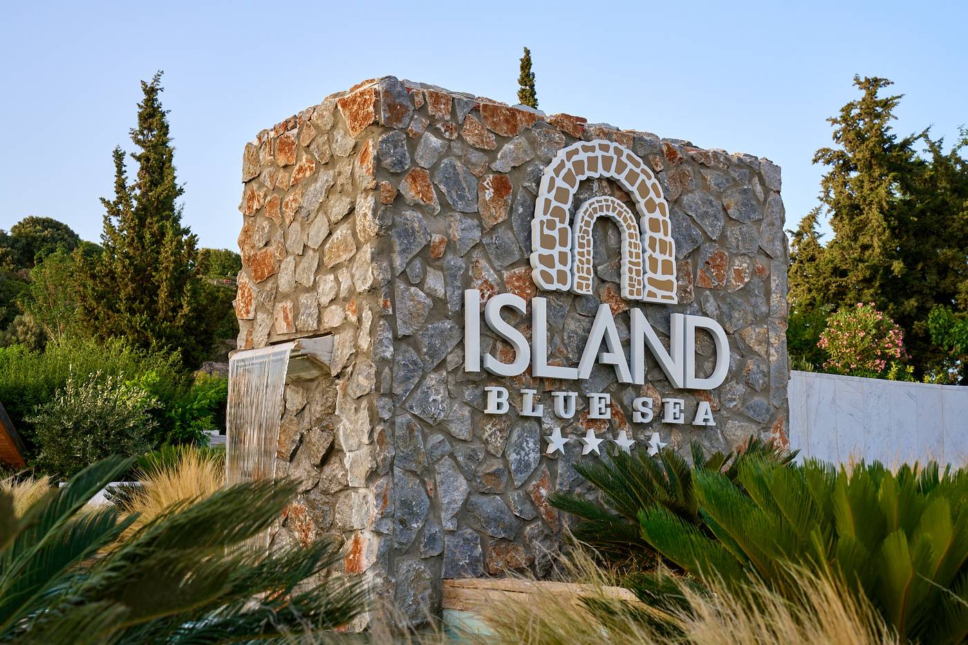 Blue Sea Island