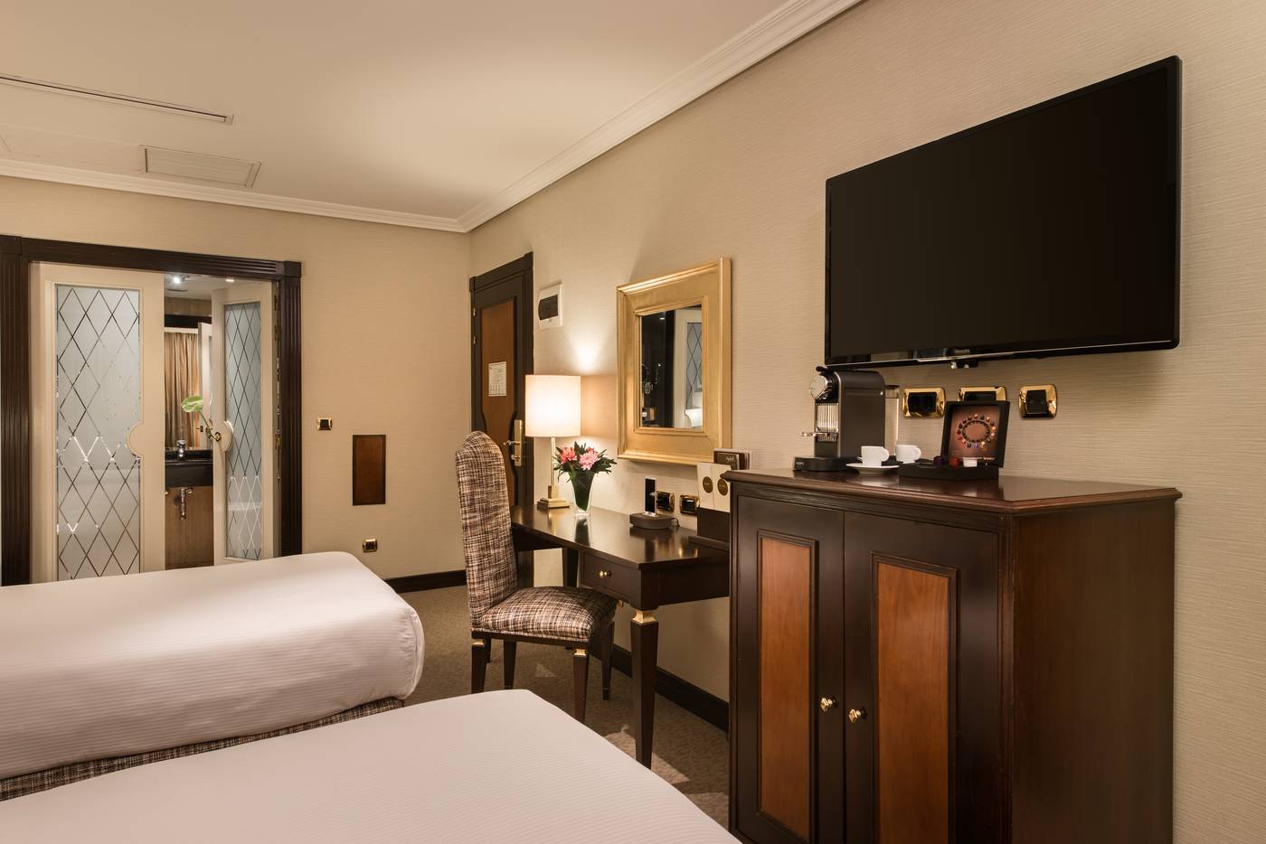Hyatt-Regency-Hesperia-Madrid-Room-30