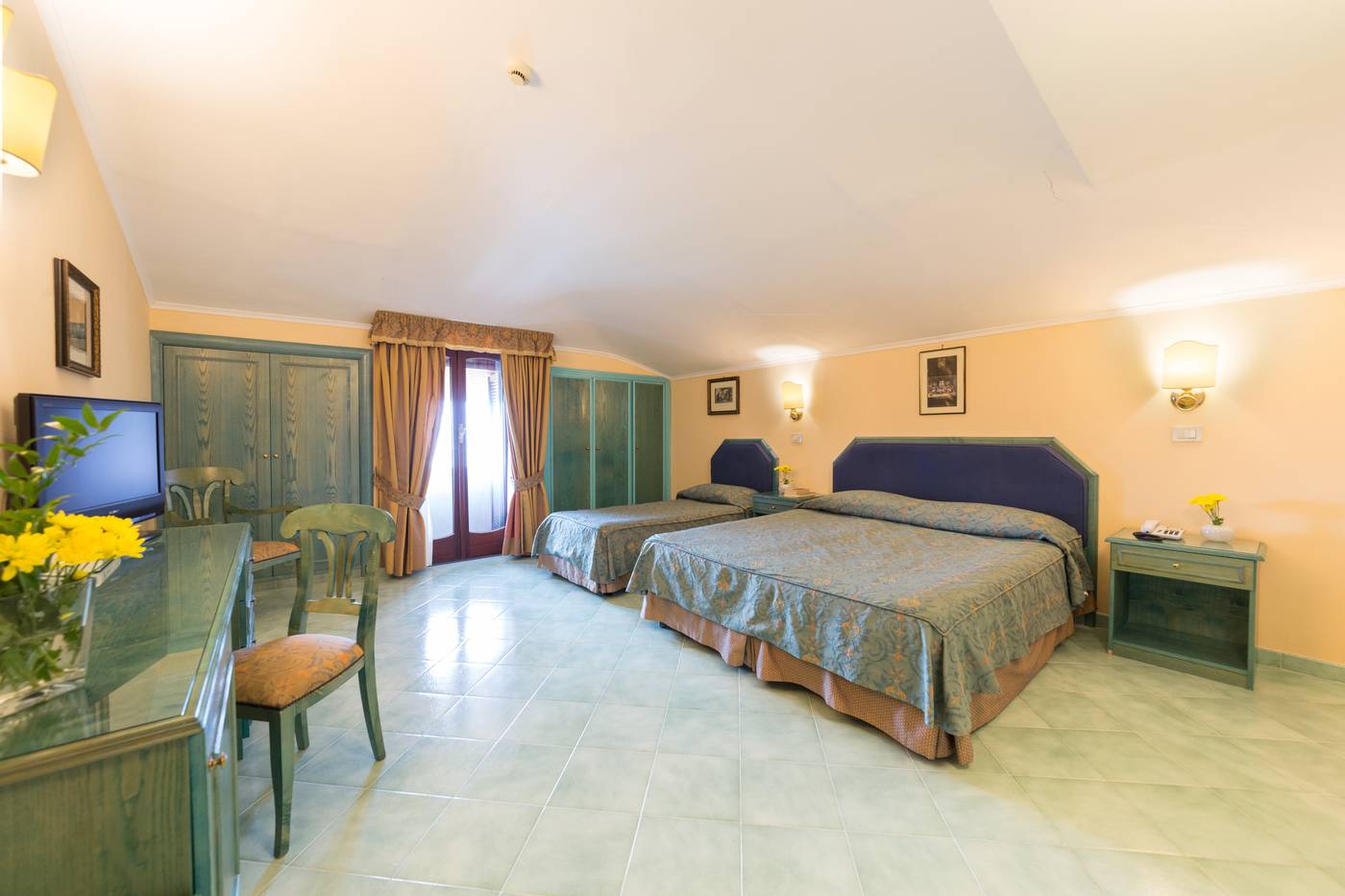 Hotel-Jaccarino-Room-22
