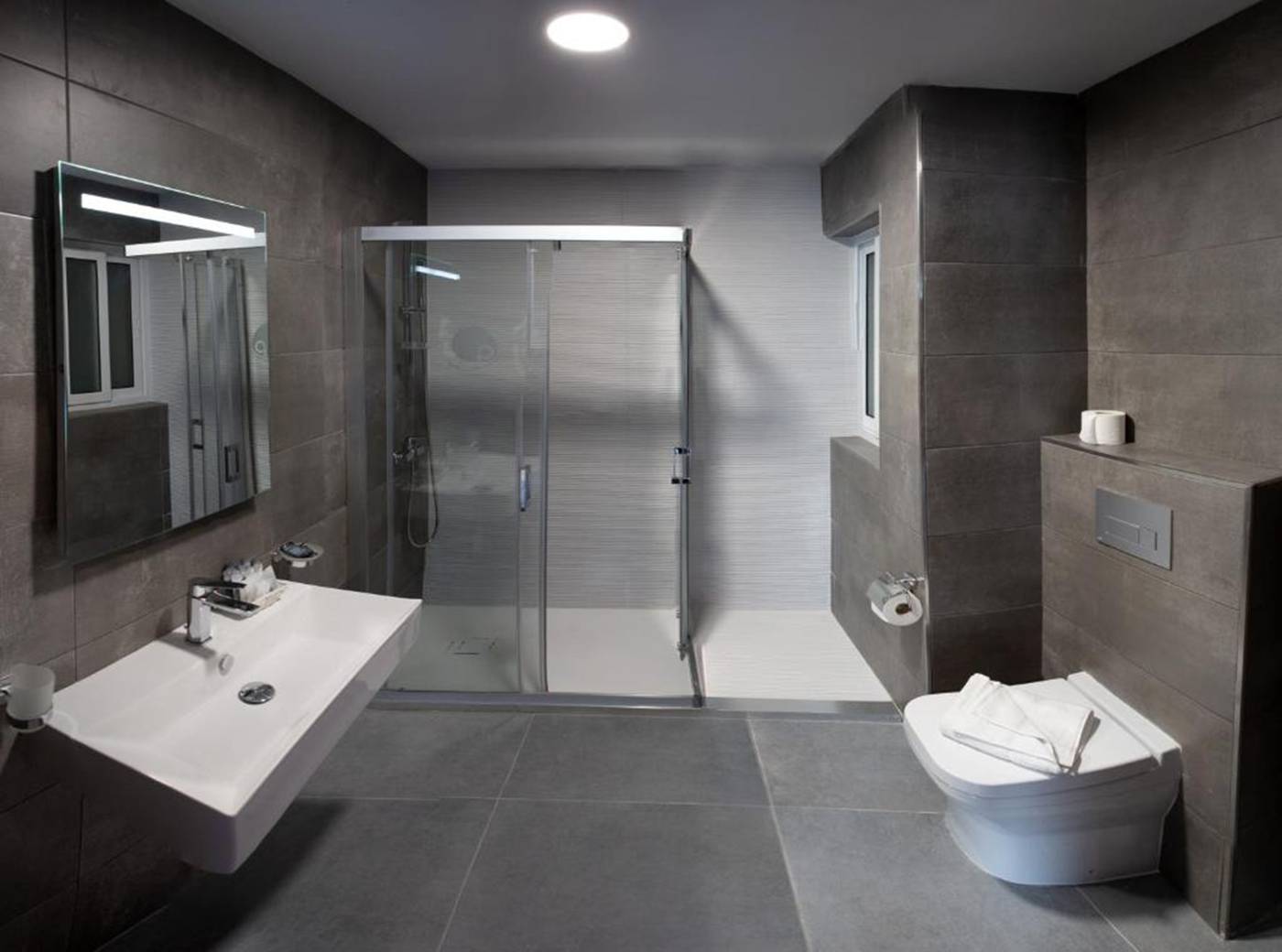 Pebbles-Resort-Room-26