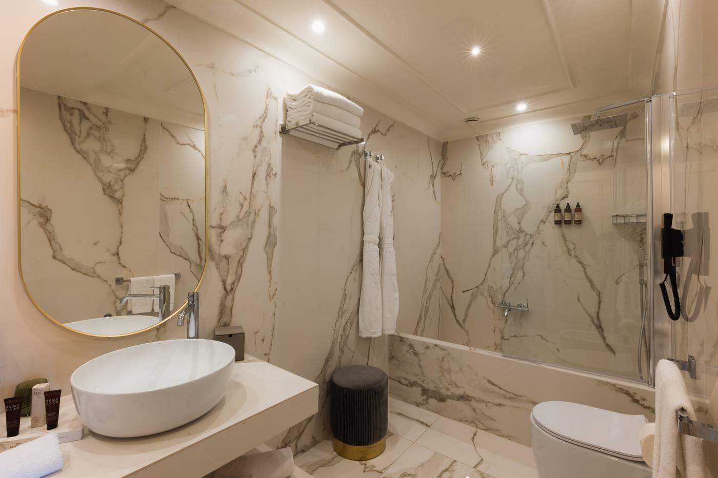 Grand-Hotel-Atlantis-Bay-Room-30