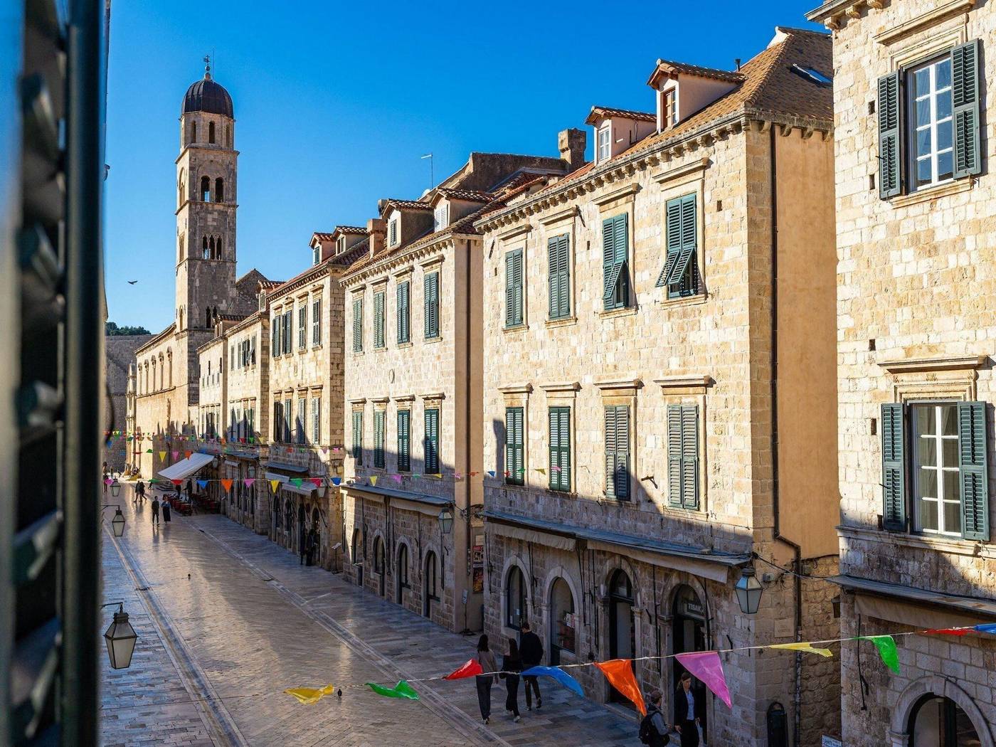 Lumin-Guesthouse-Room-6