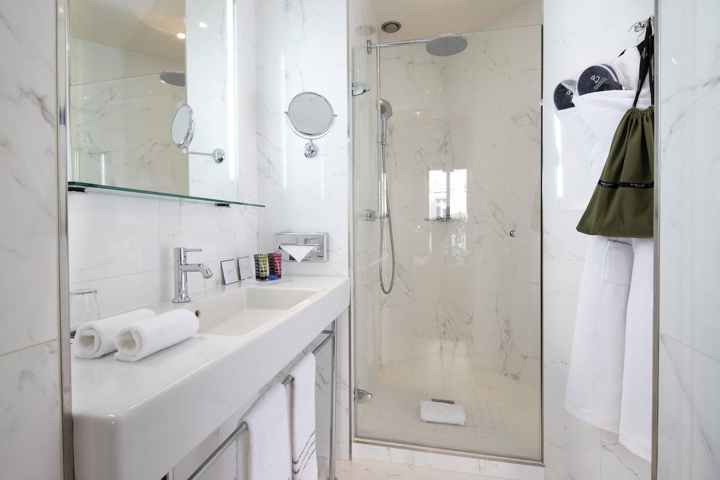 Edouard-7-Paris-Opera-Room-36