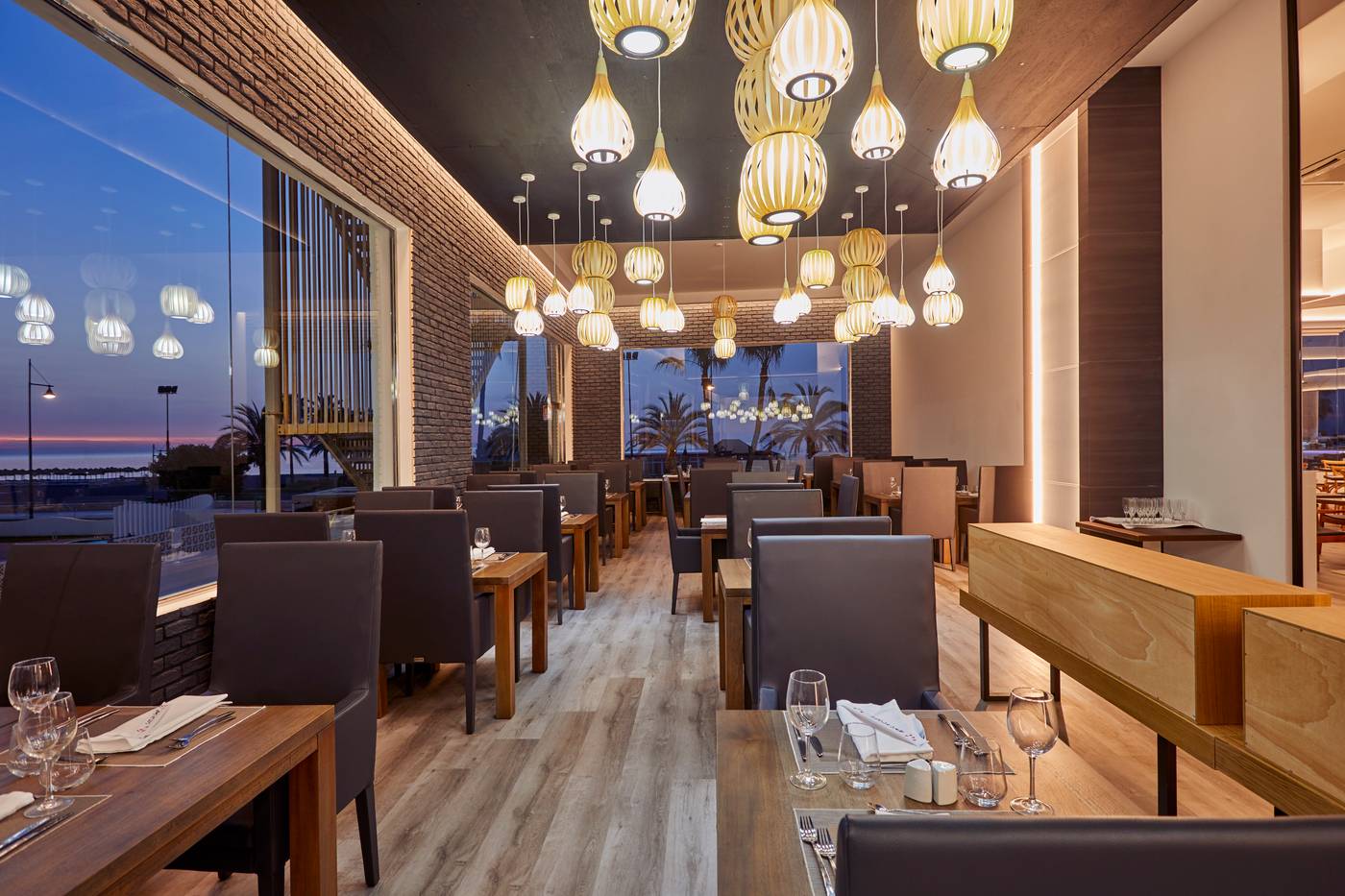 Ibersol-Torremolinos-Beach-Restaurant-43