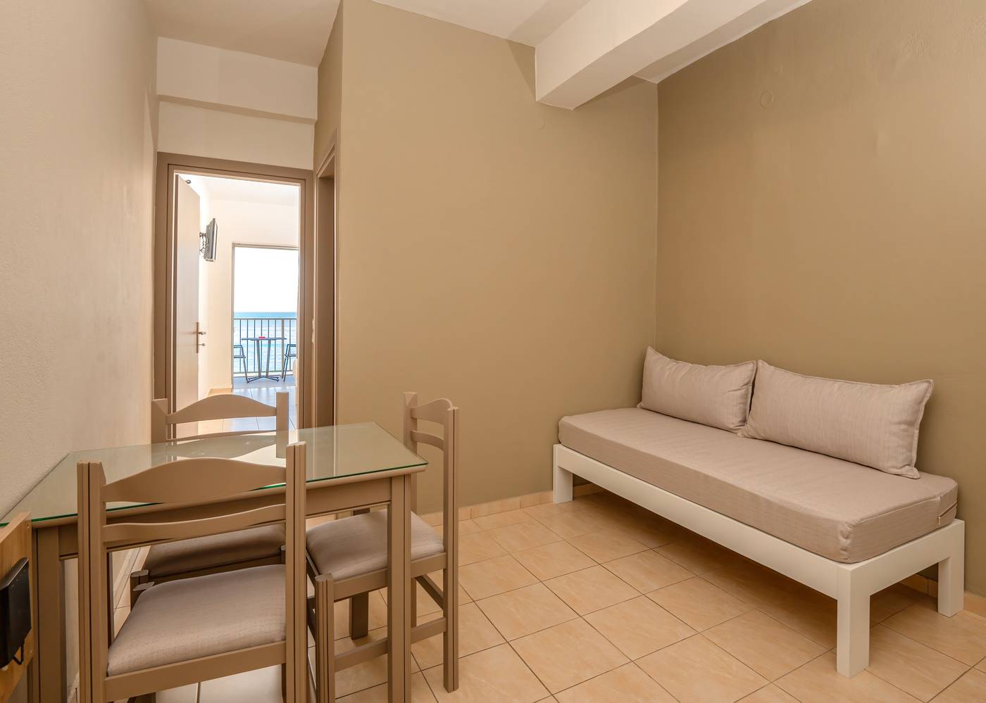 Blue-Sky-Room-23