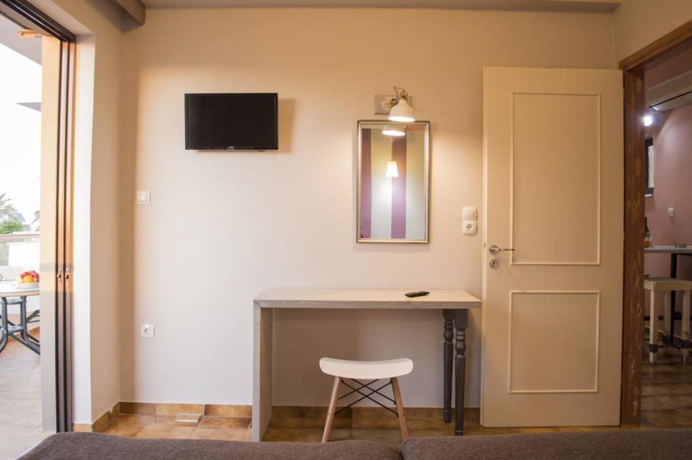 Nireas-Hotel-Room-36