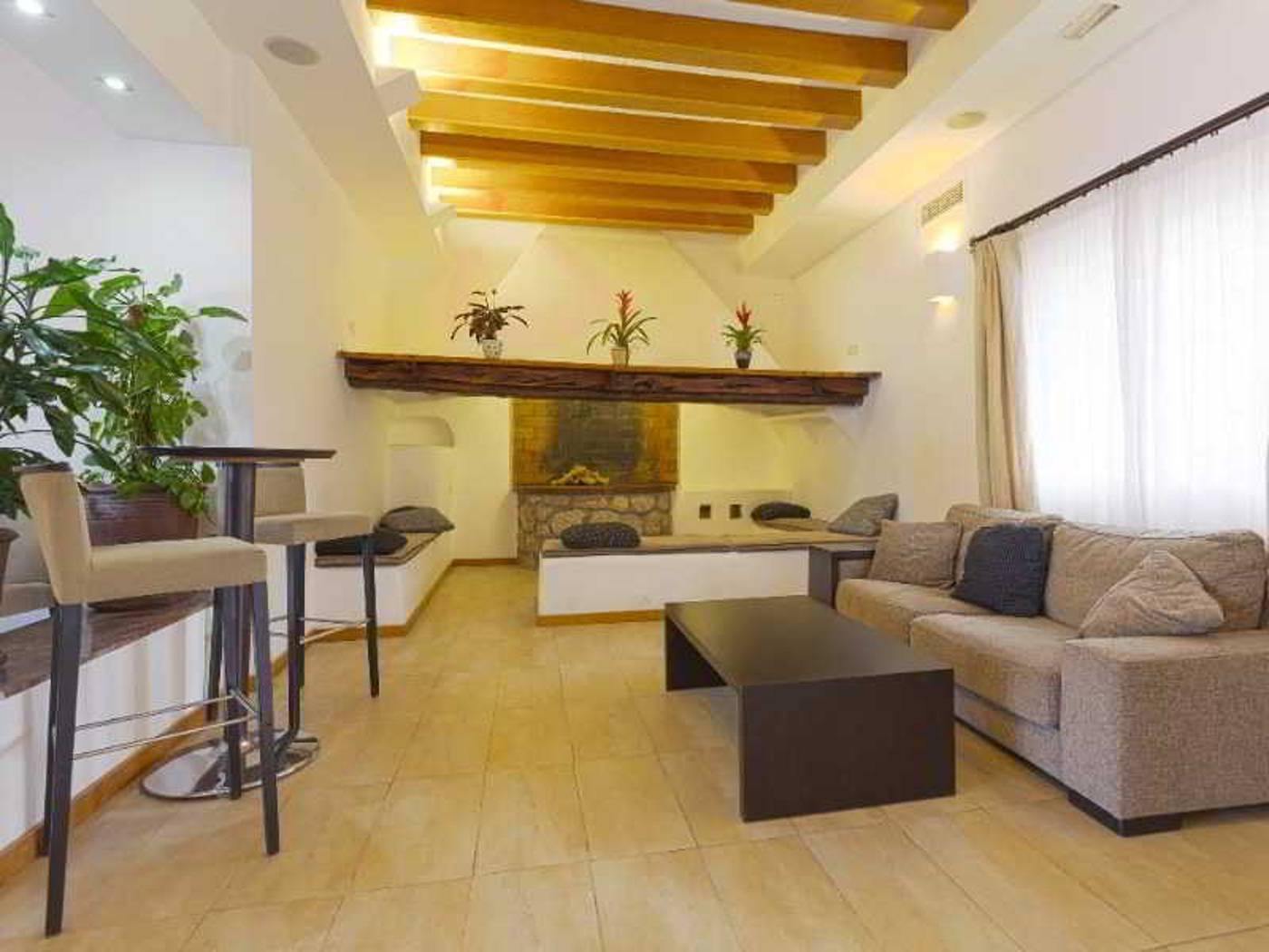 Sirenis-Hotel-Club-Siesta-Lobby-20