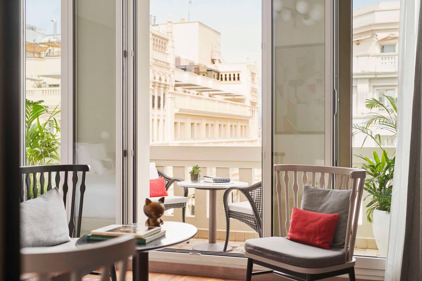 Hyatt-Centric-Gran-Via-Madrid-Room-4