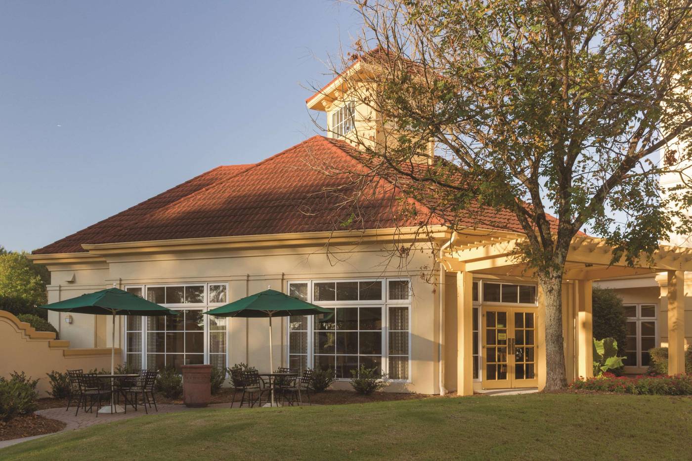 La Quinta Inn & Suites Atlanta Ballpark Galleria-United States-ATLANTA-General view-1