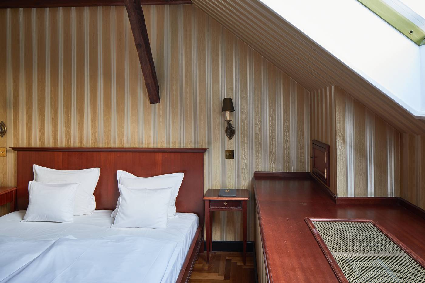 Gerloczy-Boutique-Hotel-Room-22