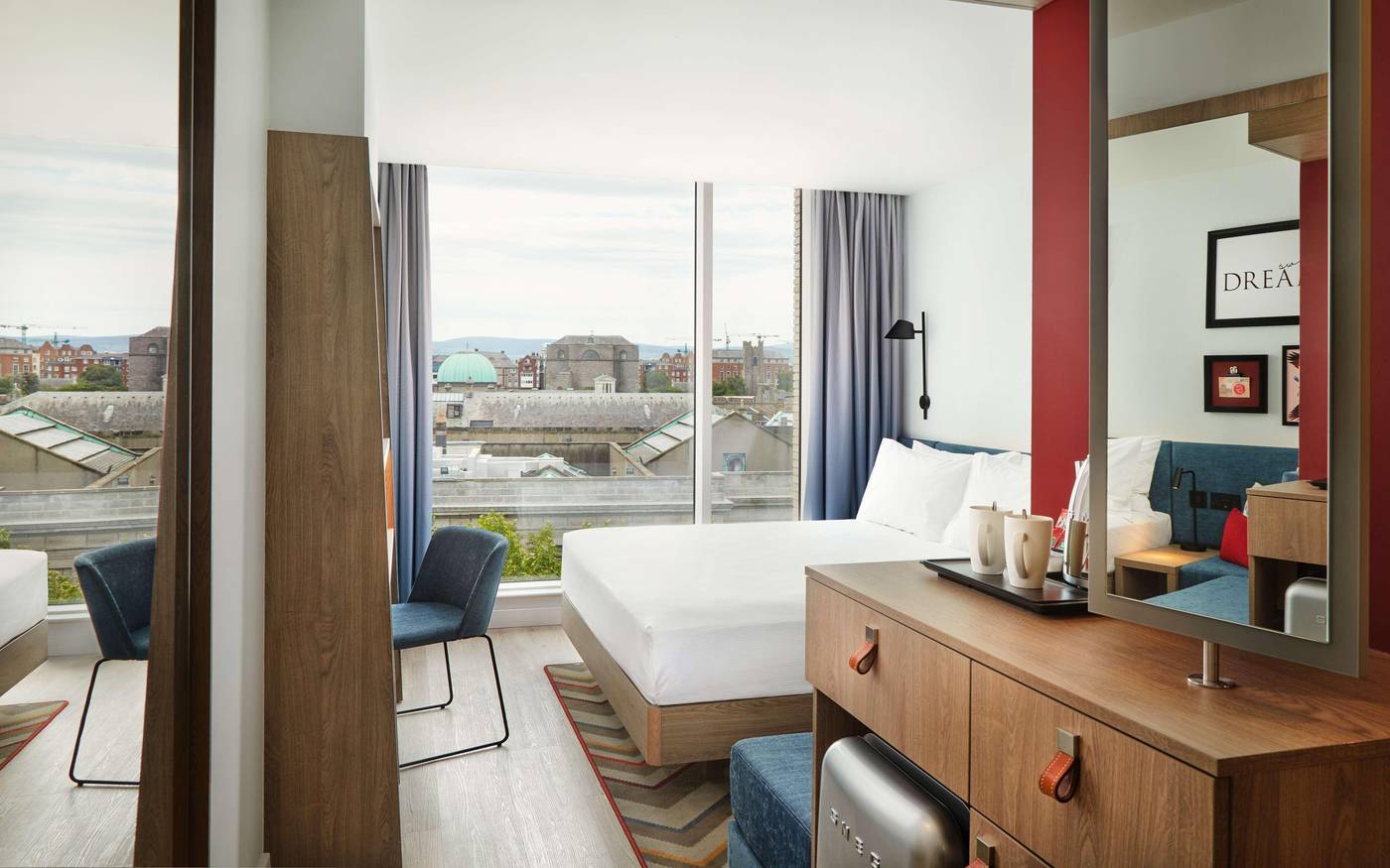 Hampton-by-Hilton-Dublin-City-Centre-Room-7