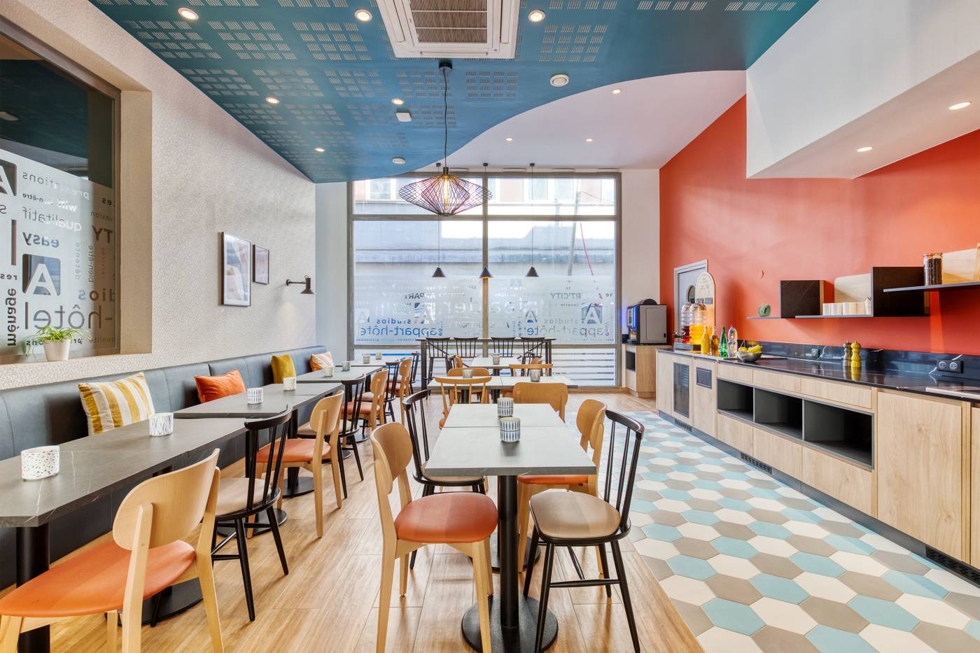 Appart-City-Confort-Paris-Clichy-Mairie-Restaurant-8