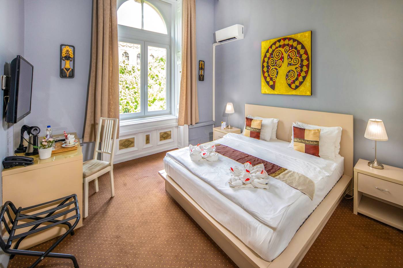 Andrassy-Thai-Hotel-Room-6