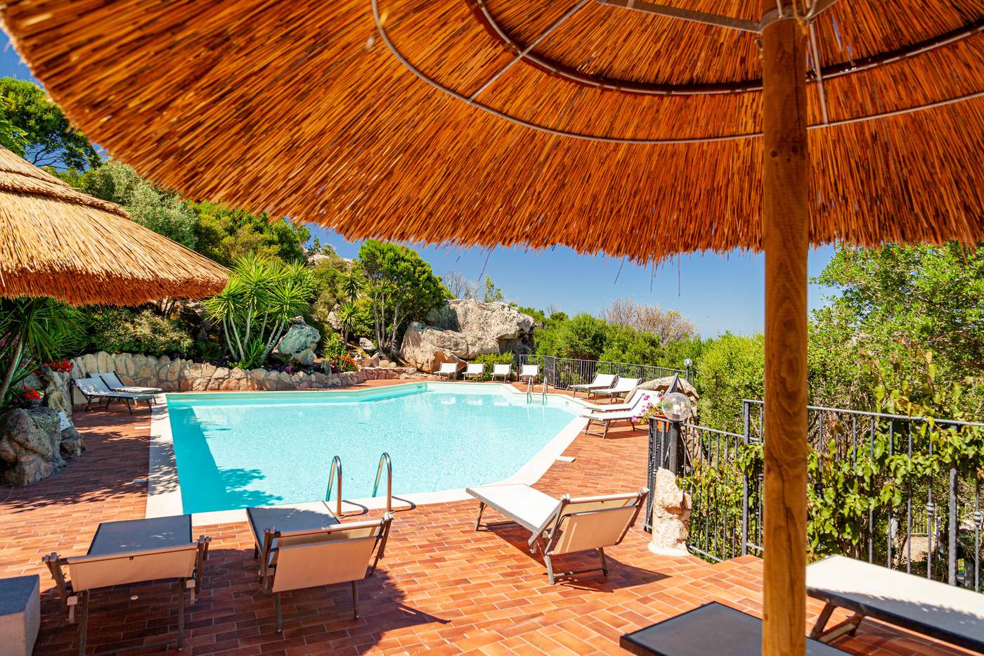 Hotel-San-Trano-Pool-7