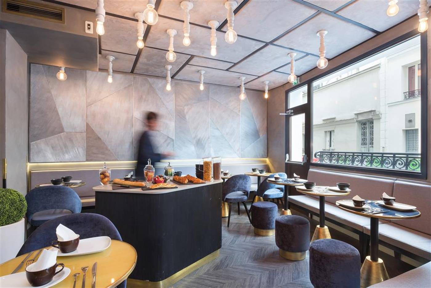 Hotel-Ohm-by-happy-culture-Restaurant-6