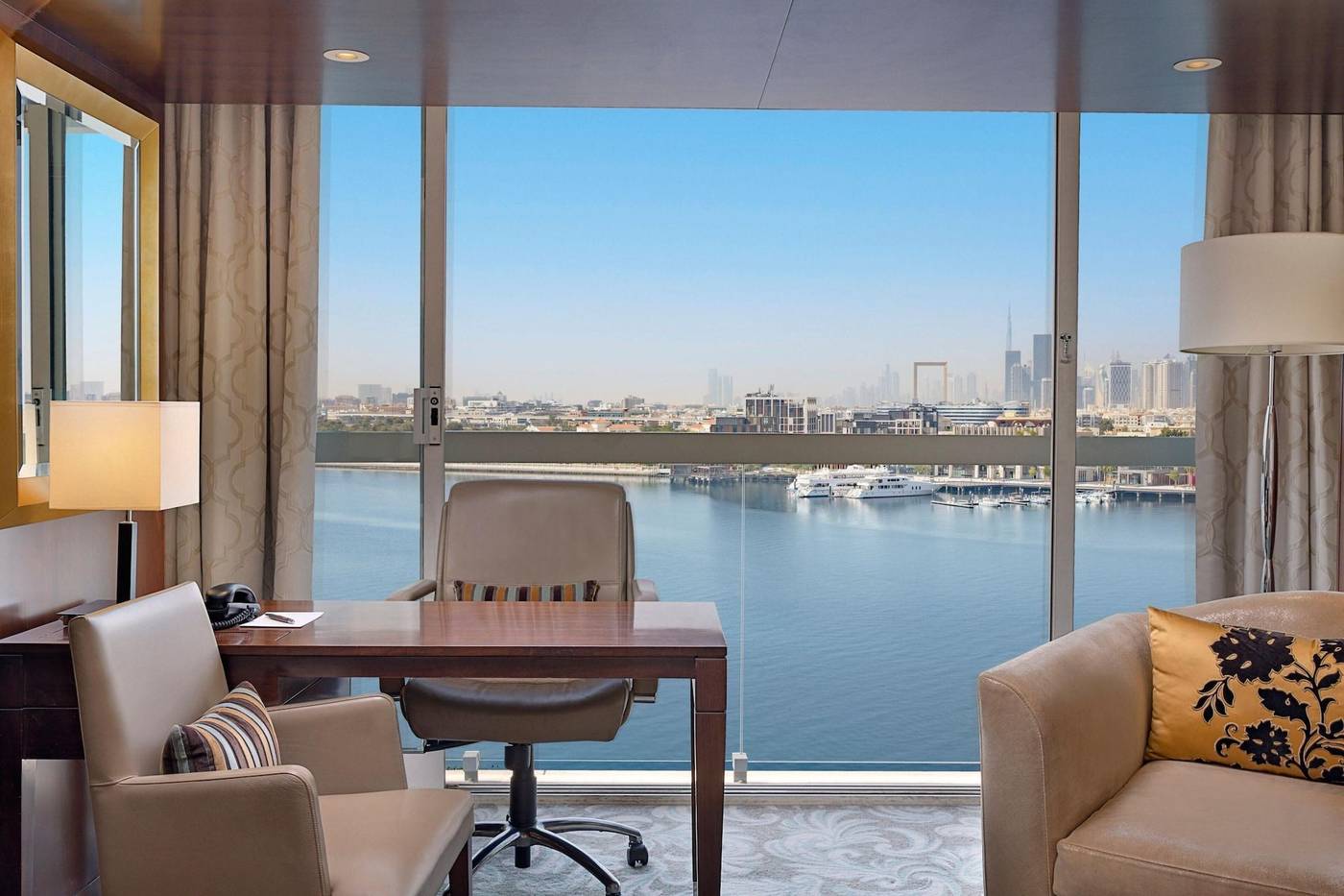 Sheraton-Dubai-Creek-Hotel-and-Towers-Room-29