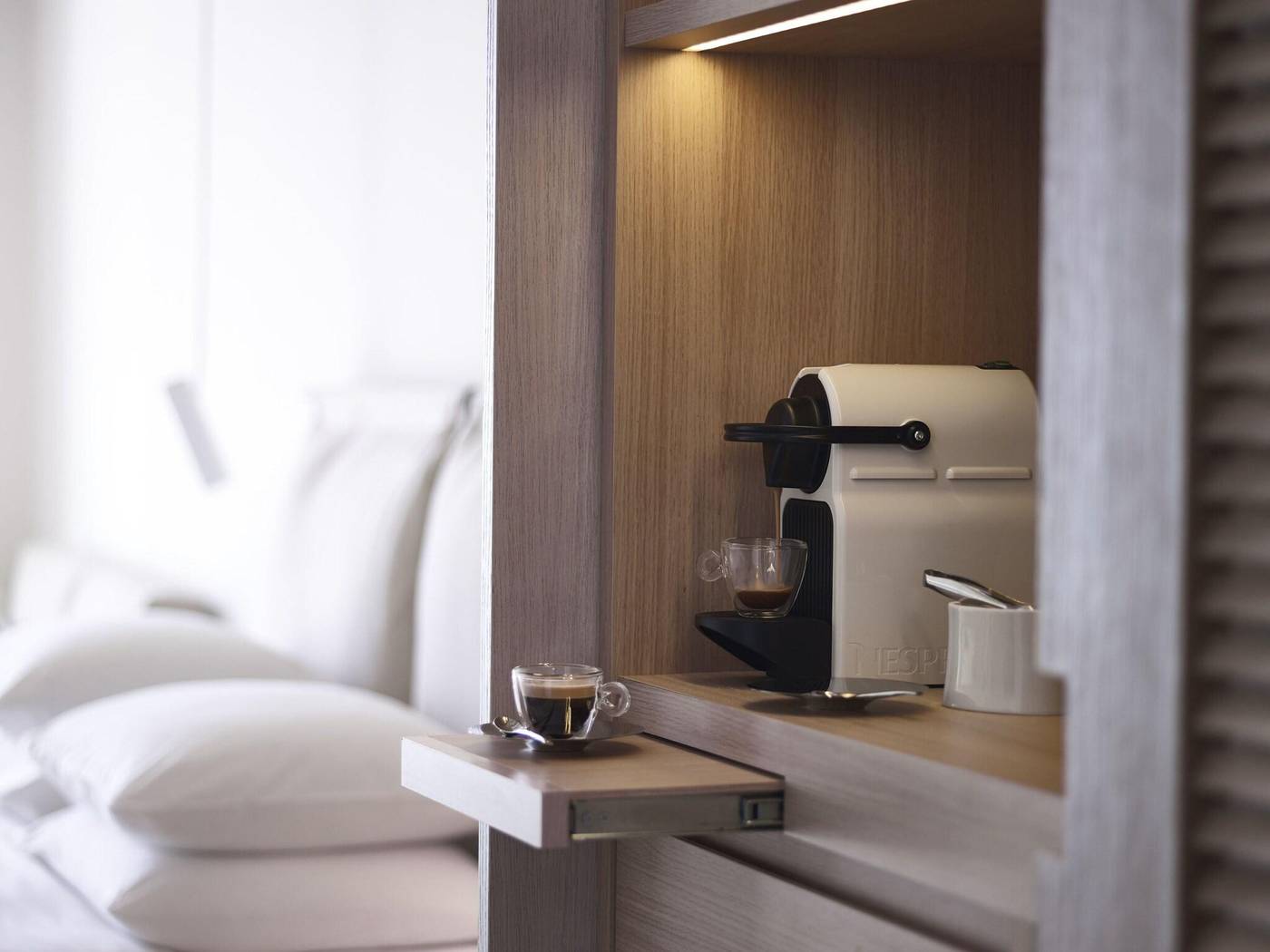 Bill---Coo-Suites-and-Lounge-Room-58