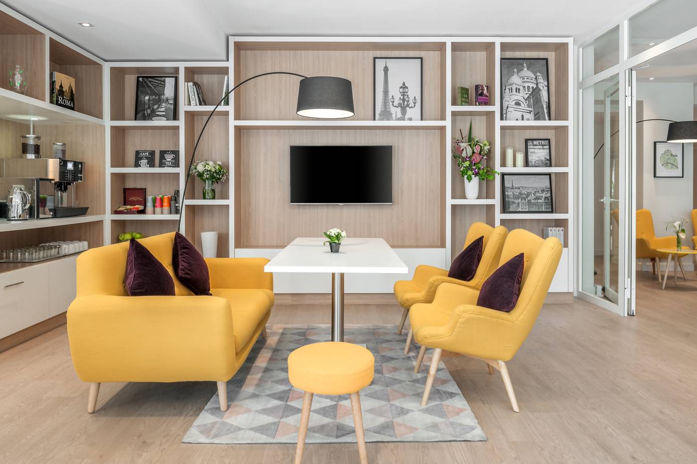 Citadines-Montmartre-Paris-Lobby-7