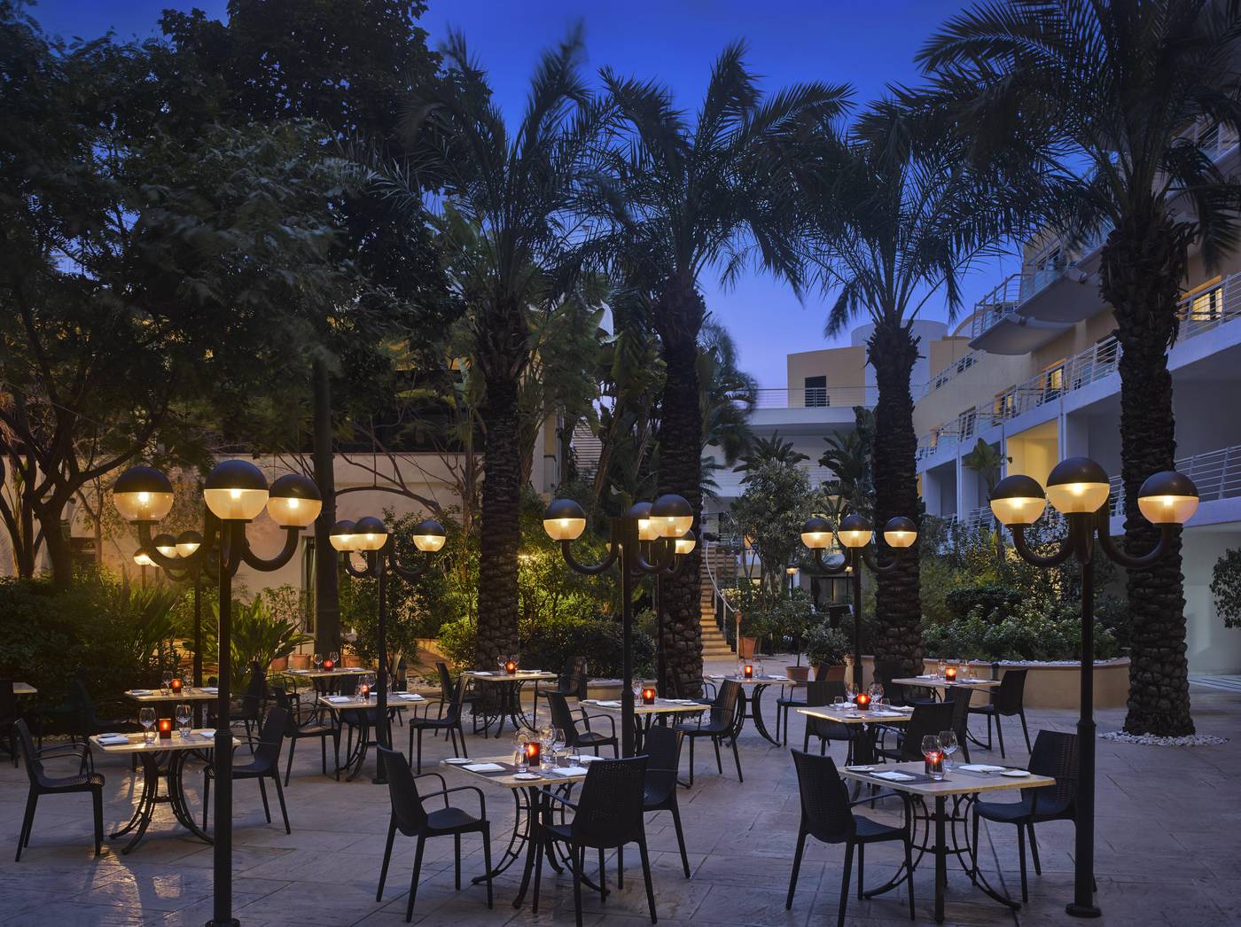 Intercontinental-Restaurant-11