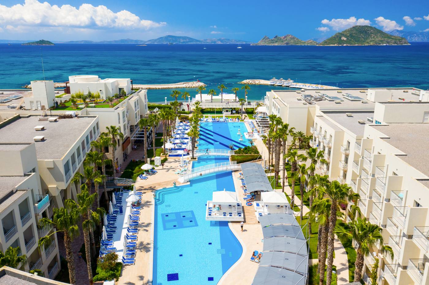 La-Blanche-Resort---Spa-Pool-9