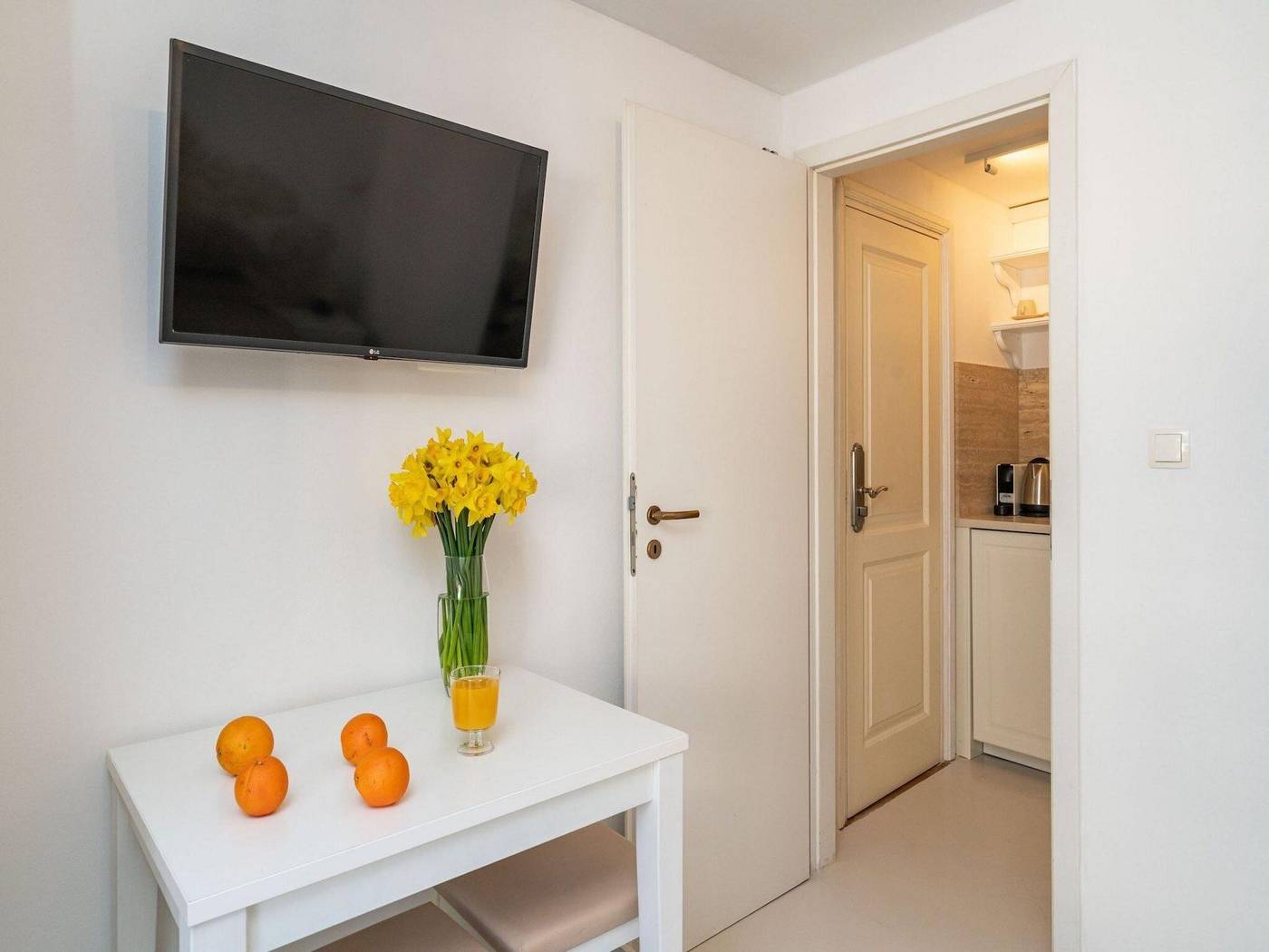 Lumin-Guesthouse-Room-70