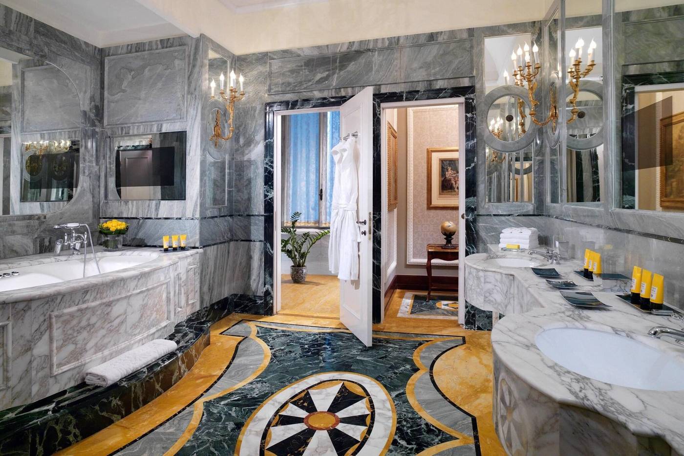 The-St-Regis--Rome-Room-56