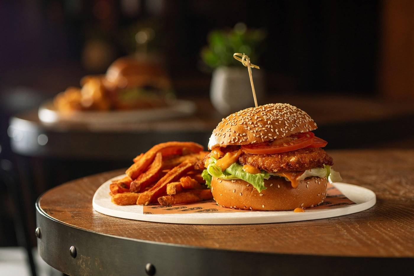 JW-Marriott-Marquis-Hotel-Dubai-Restaurant-56