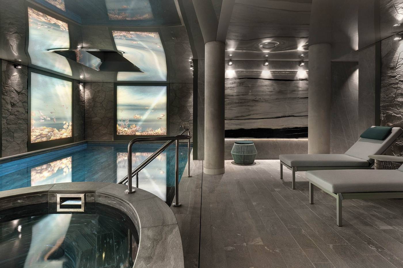 La-Demeure-Montaigne-Pool-83