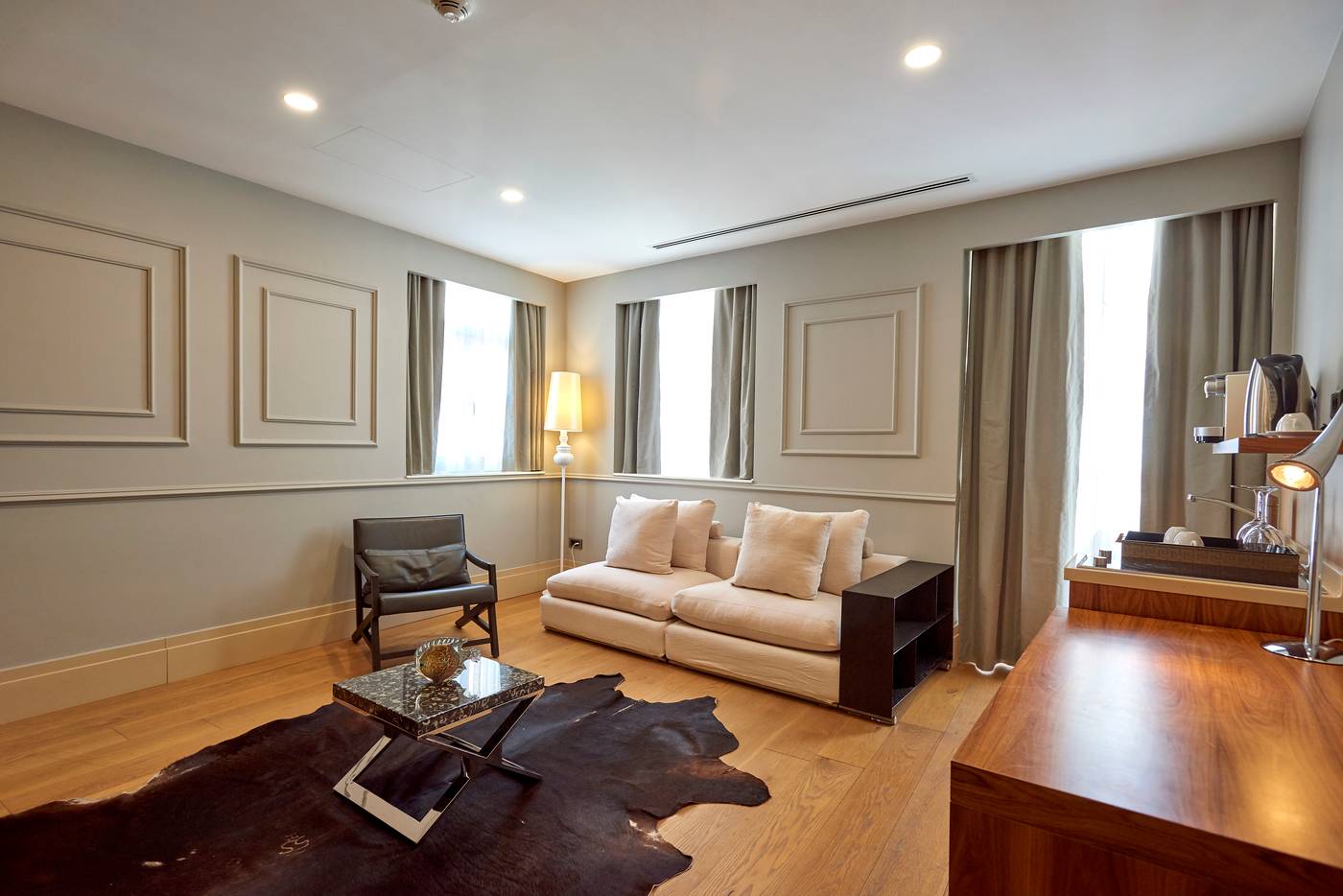 Akka-Hotel-Suites-Room-32