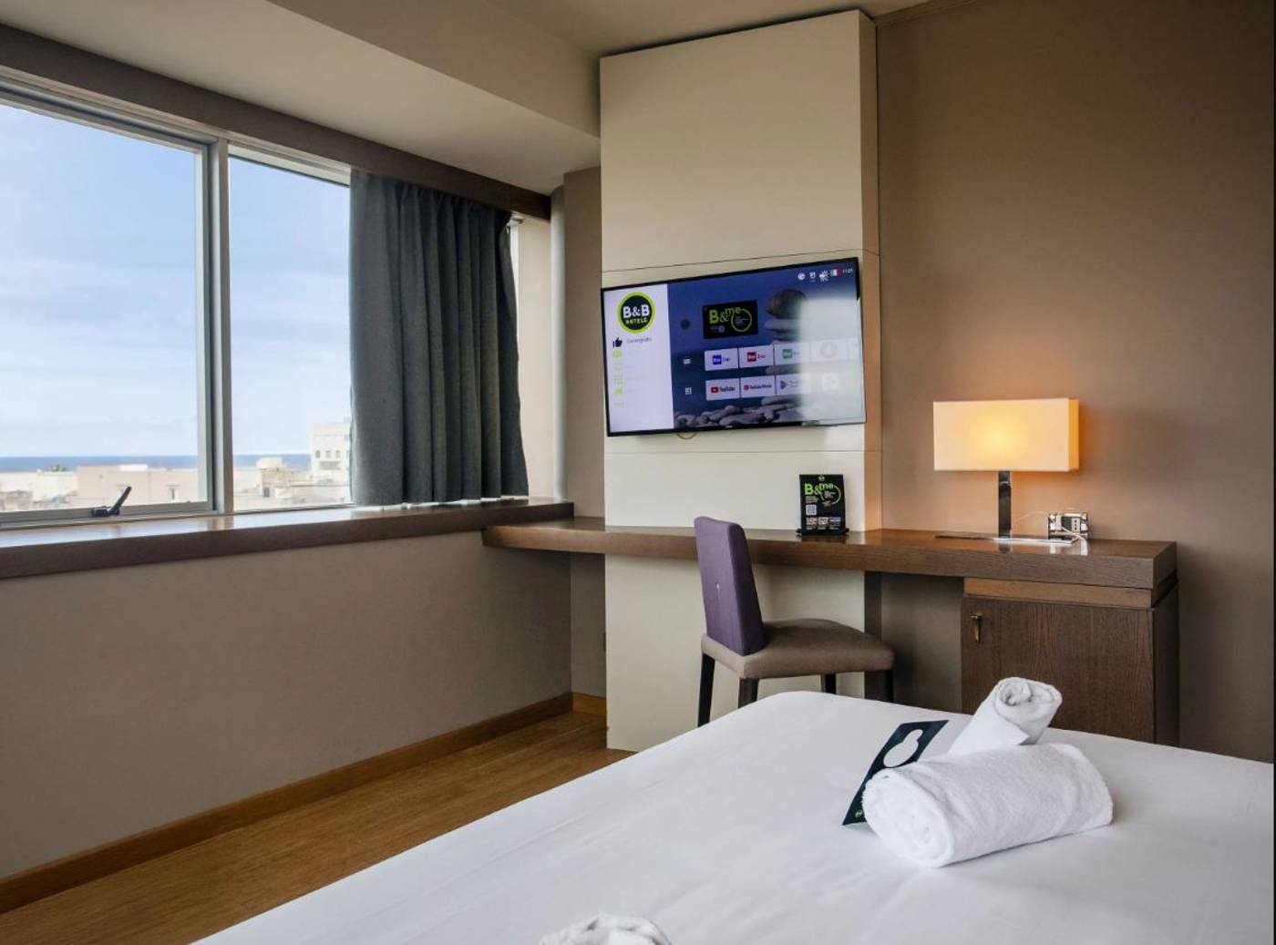 B-B-Hotel-Trapani-Crystal-Room-4