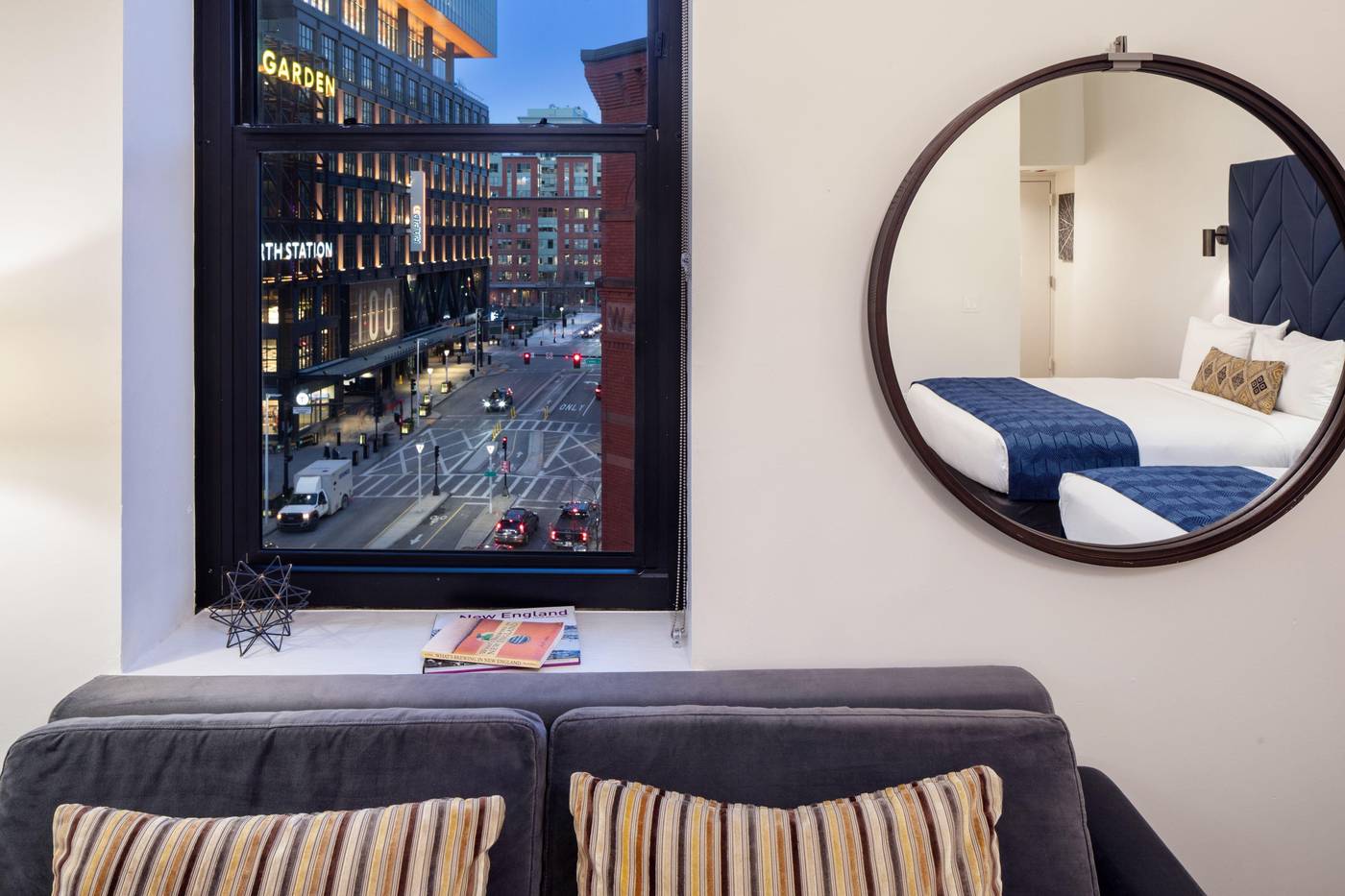 Hotel-Indigo-Boston-Garden-Room-33