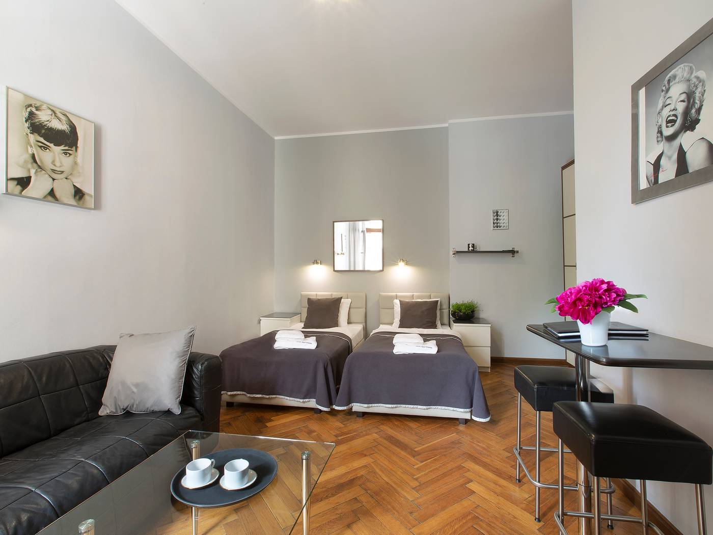 Antique-Apartments-Old-Town-Room-23