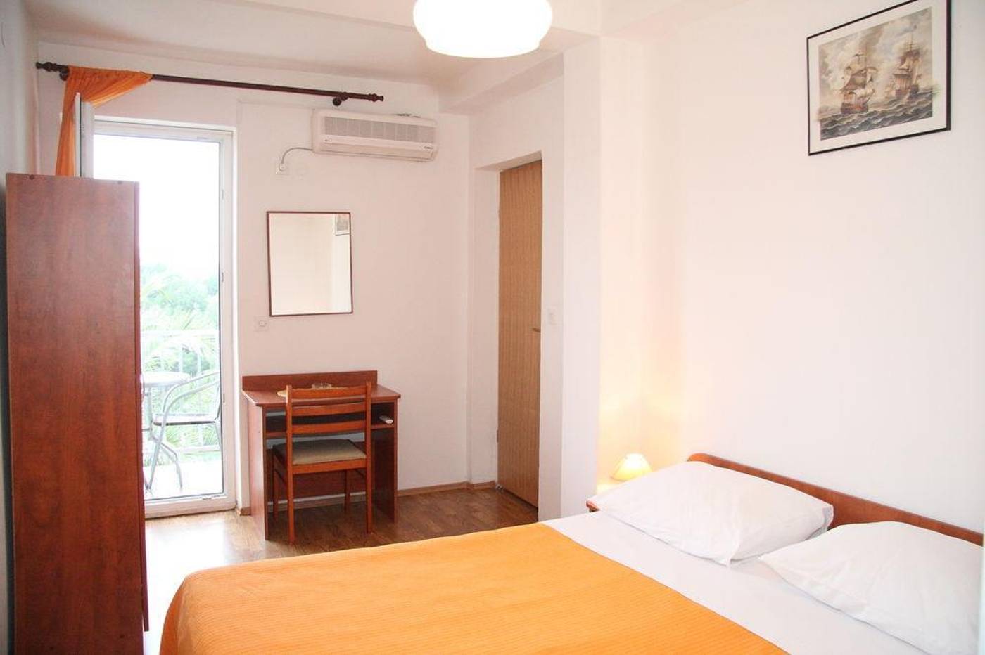 Pansion-Lovac-General-view-8