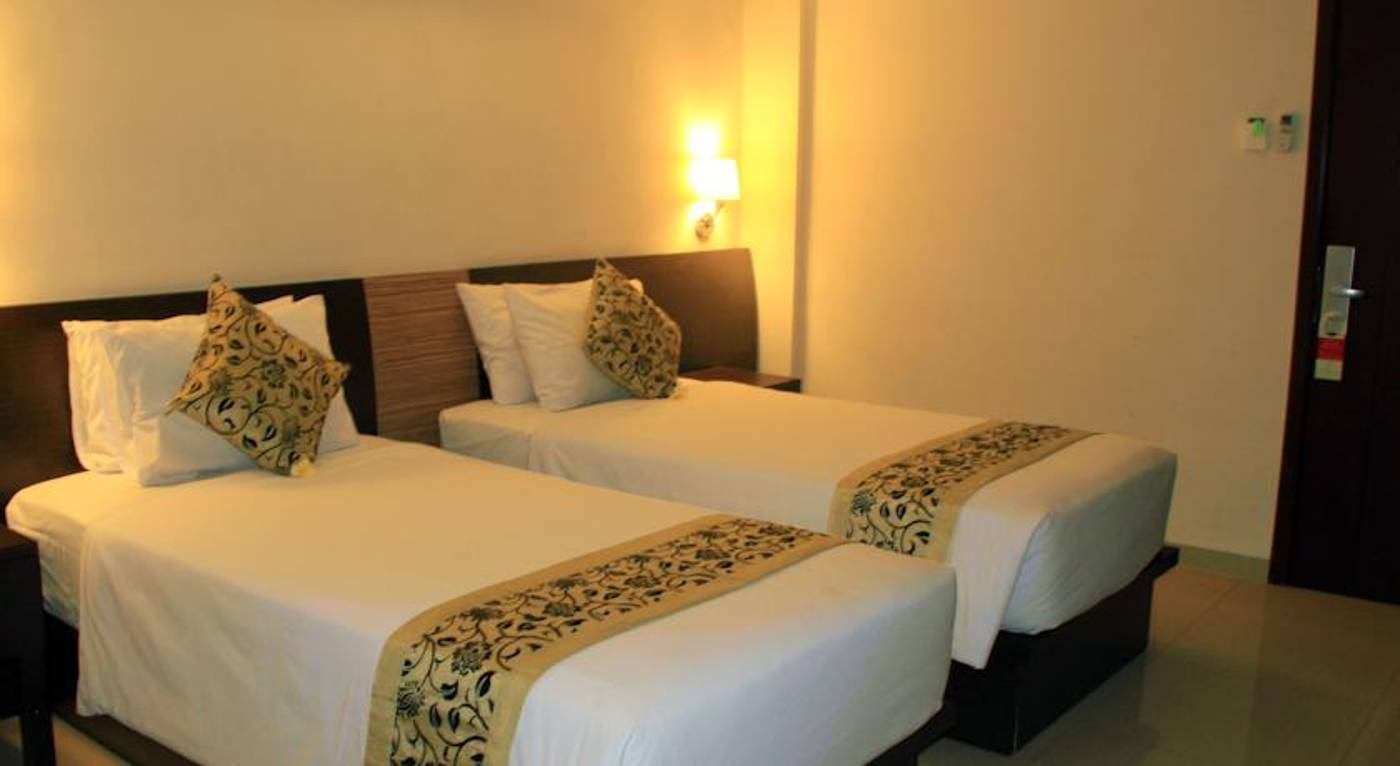 Losari Sunset-Indonesia-BALI-General view-9