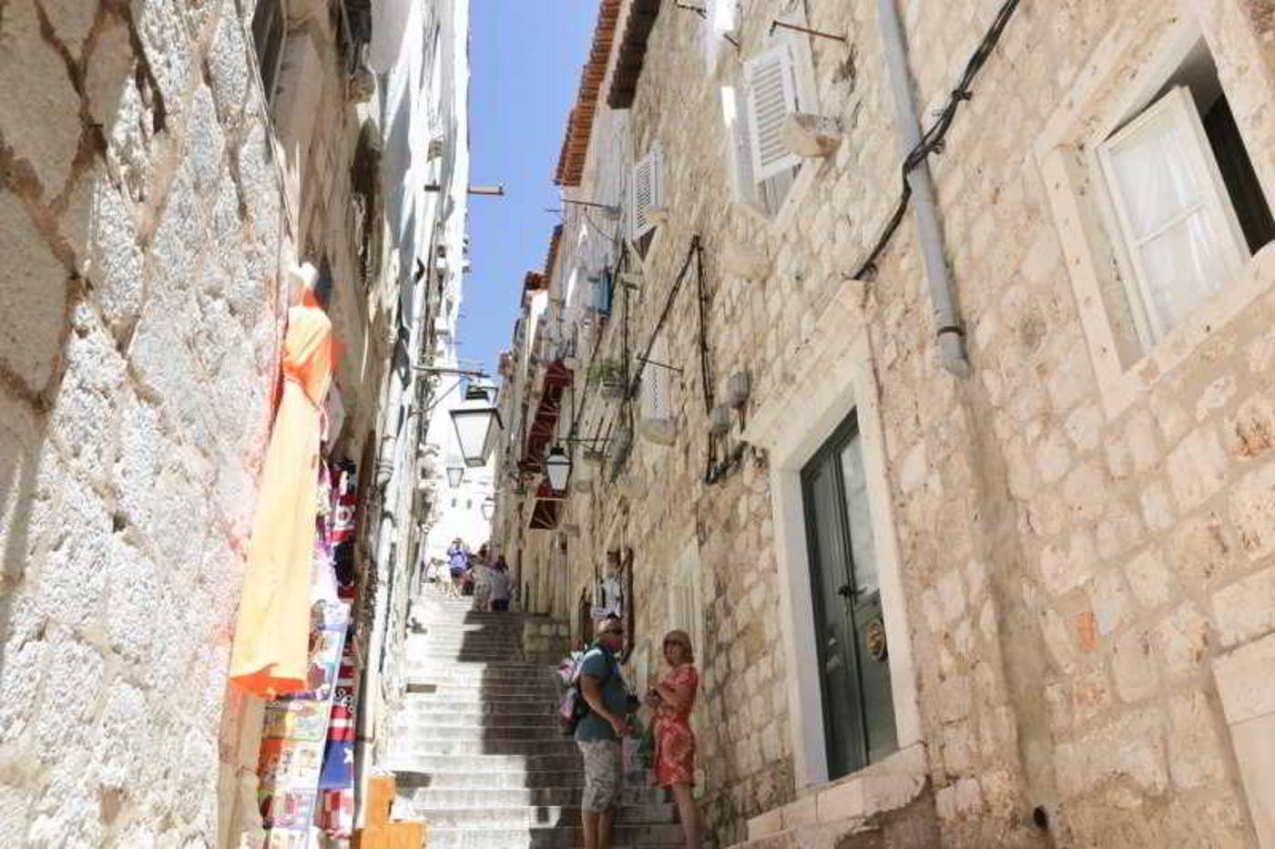 Apartments-Villa-Maja-Lobby-12