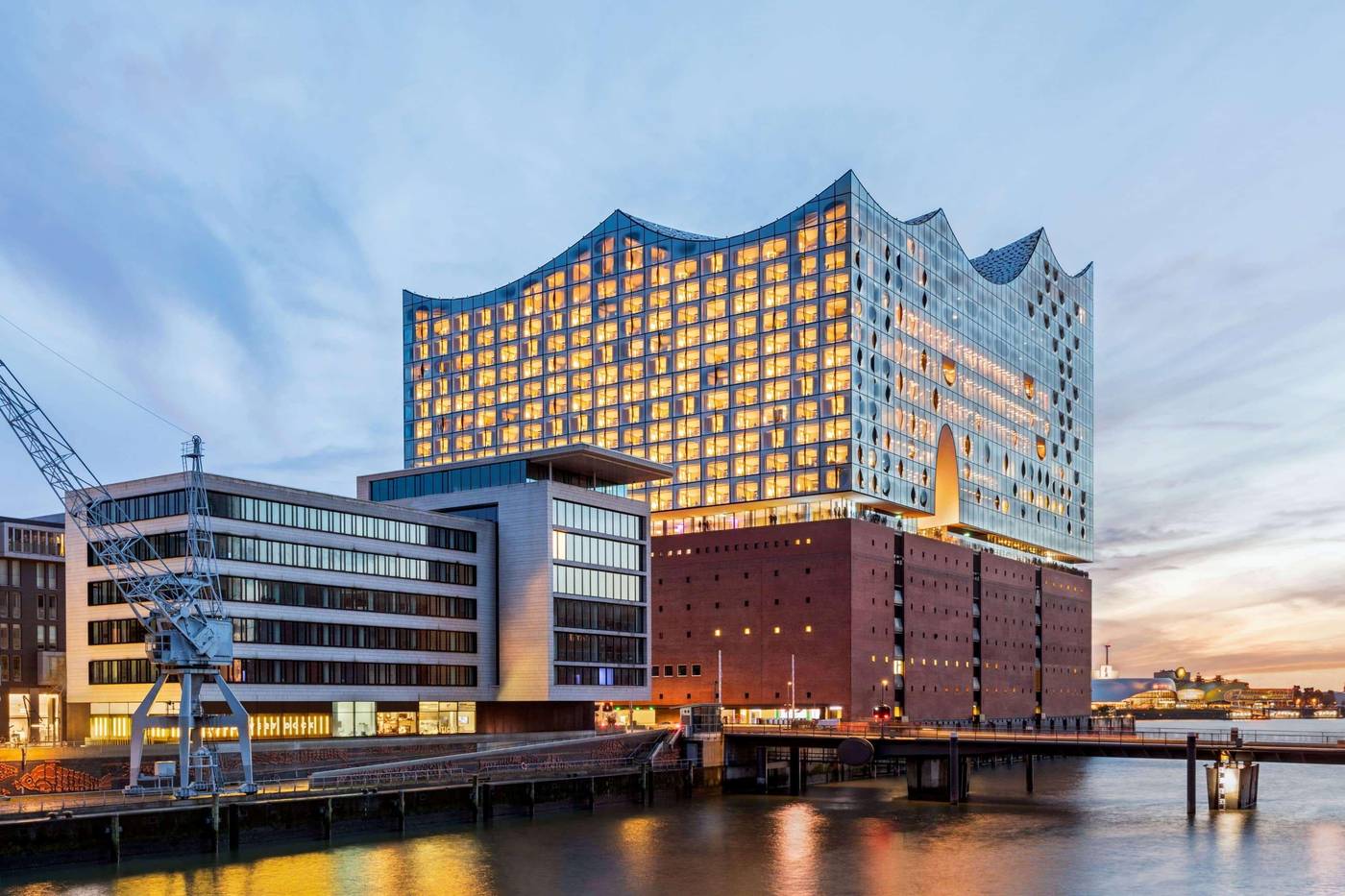 Super 8 by Wyndham Hamburg Mitte - Germany - Hamburg - General view - 4