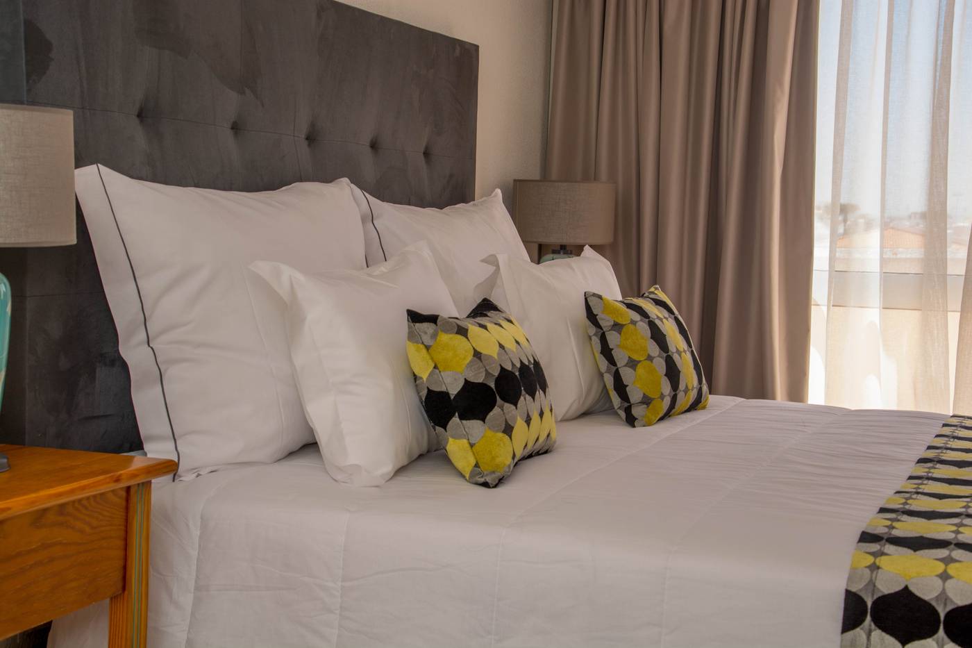 Luna-Hotel-da-Oura-Room-19