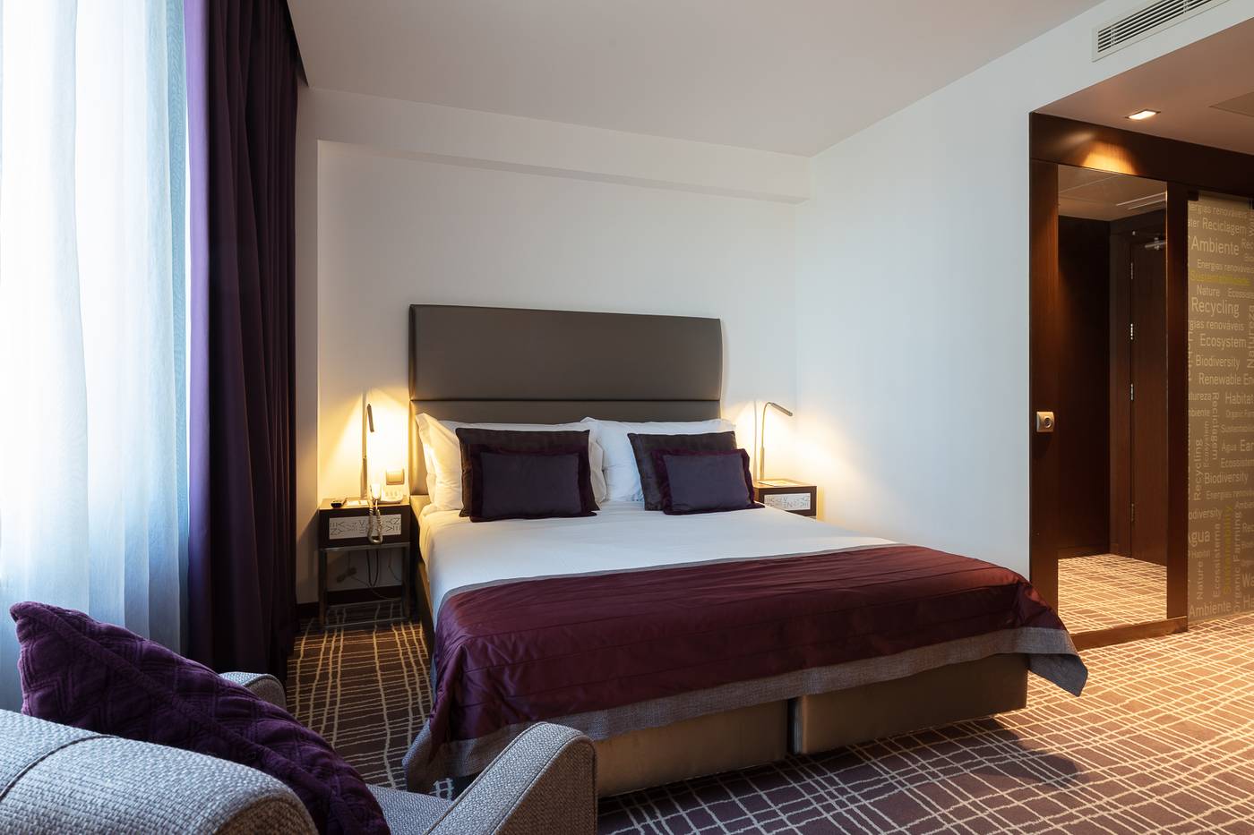 Neya-Lisboa-Hotel-Room-27